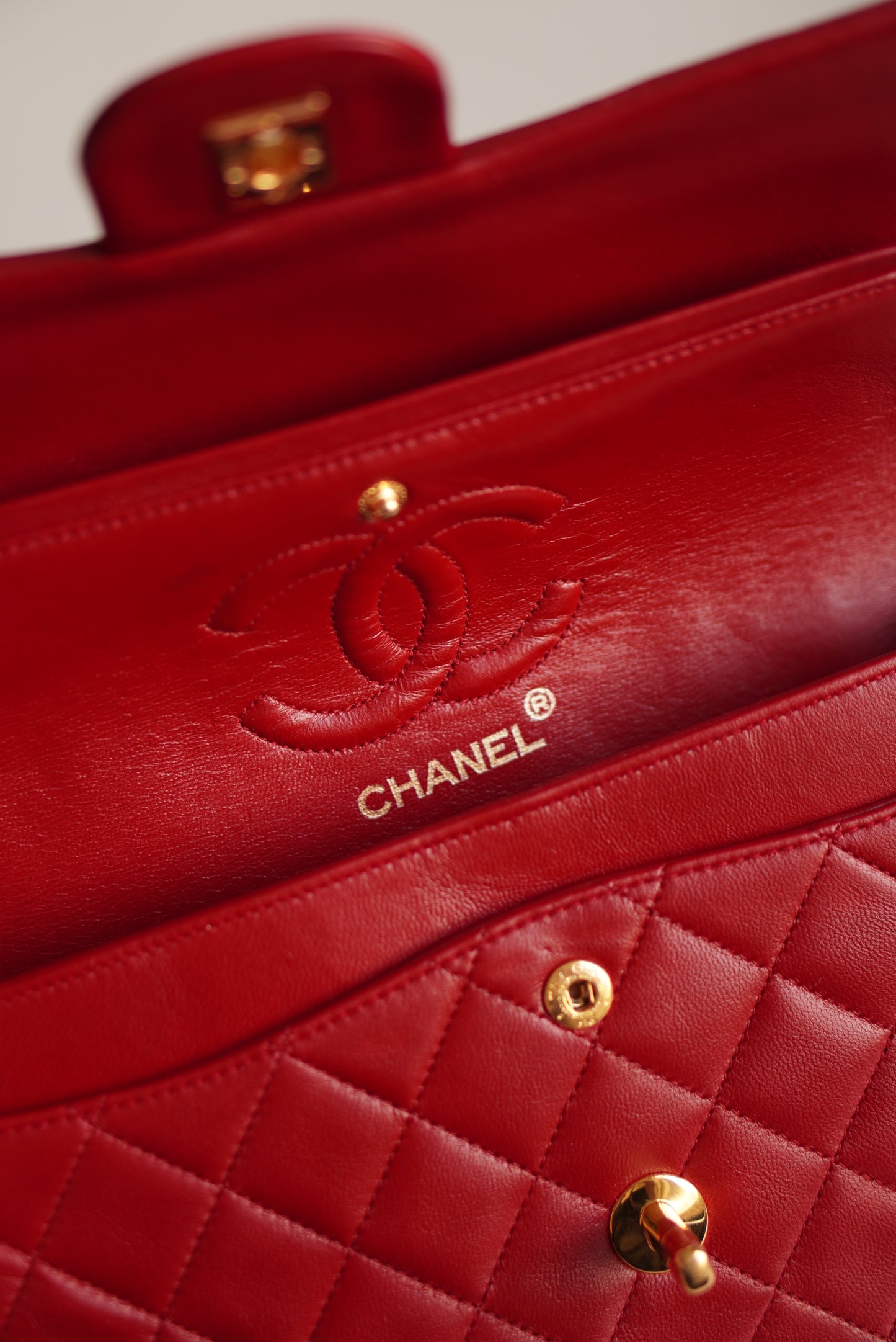 CHANEL CLASSIC SMALL DOUBLE FLAP