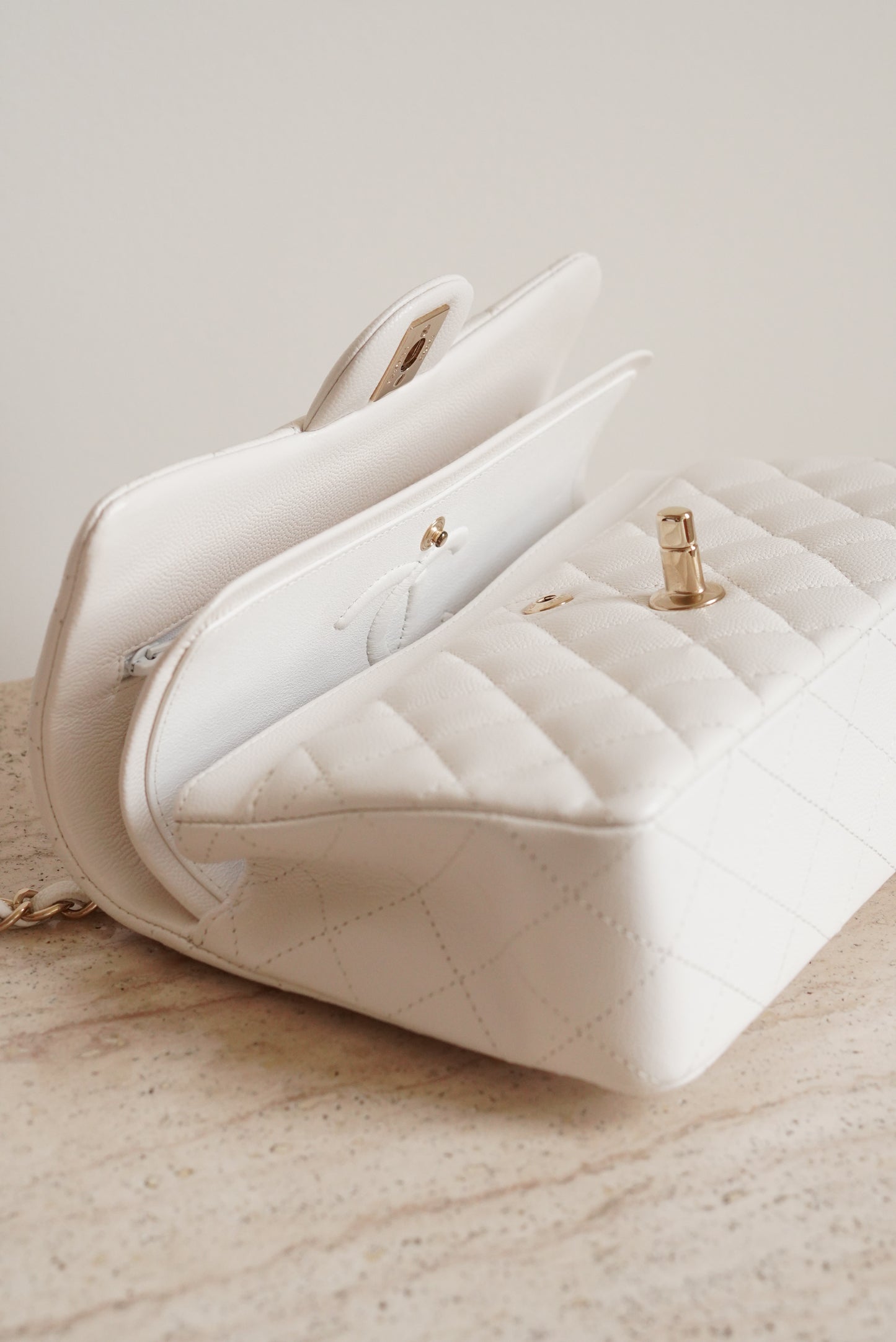 CHANEL CLASSIC SMALL DOUBLE FLAP | WHITE