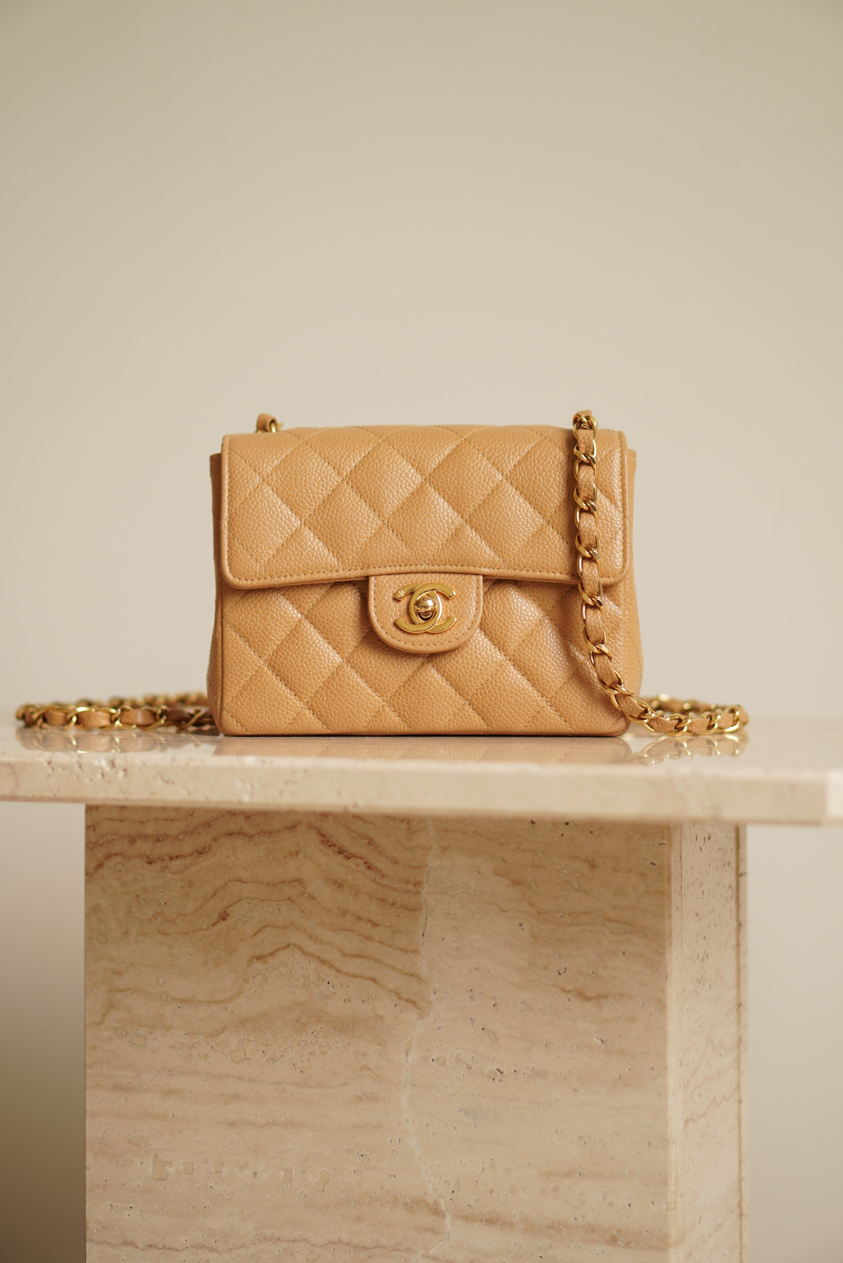 CHANEL CLASSIC MINI SQUARE | BEIGE