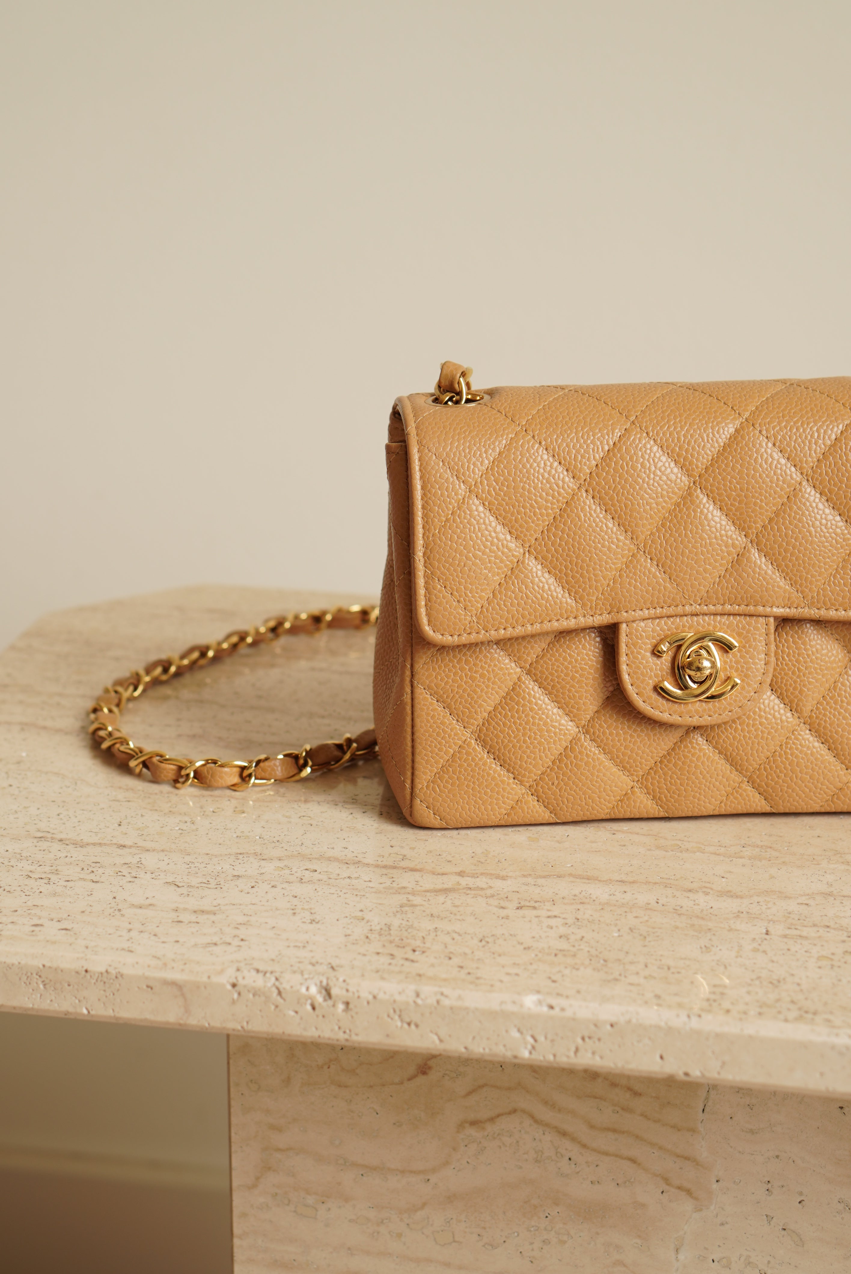 CHANEL CLASSIC MINI SQUARE | BEIGE