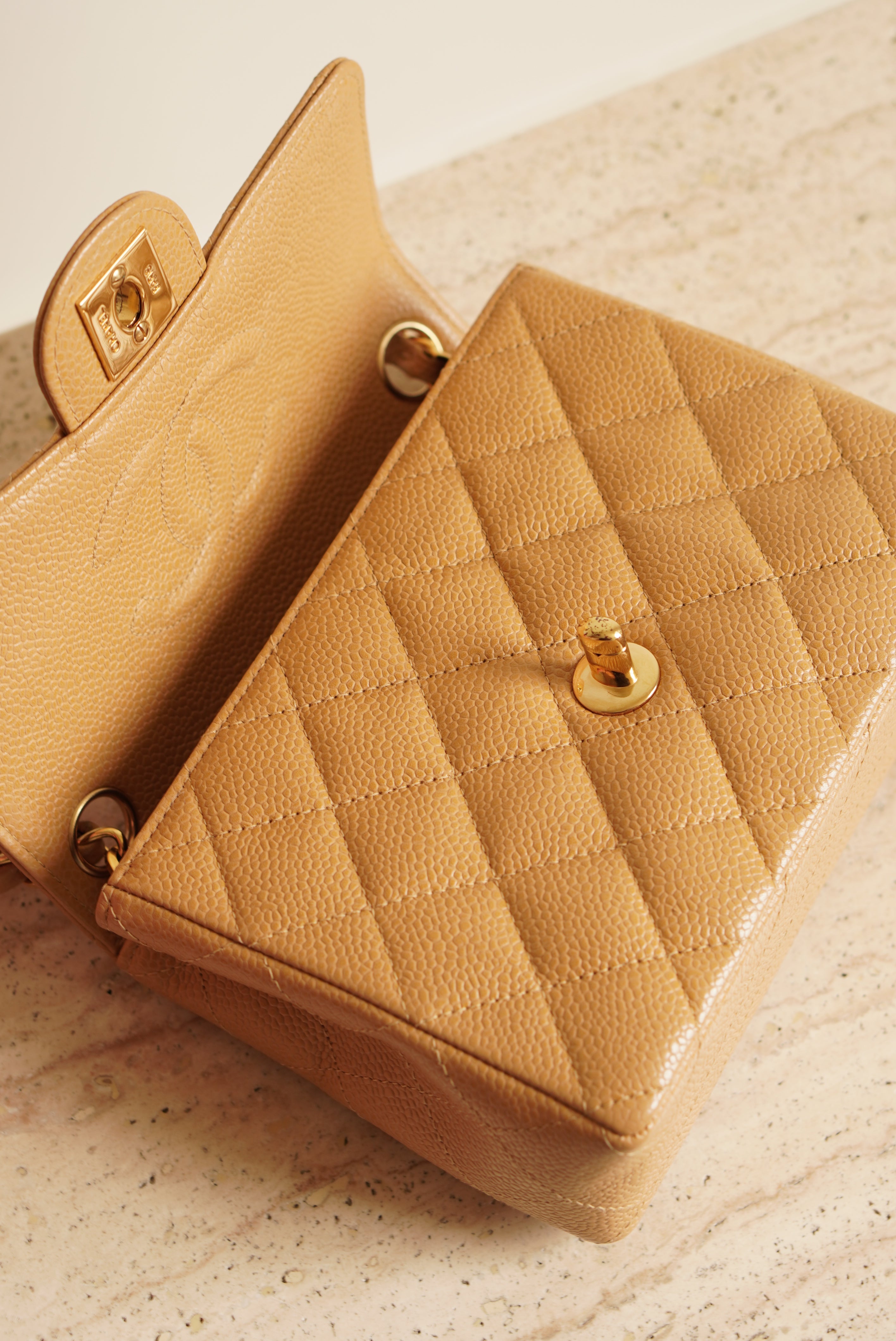 CHANEL CLASSIC MINI SQUARE | BEIGE