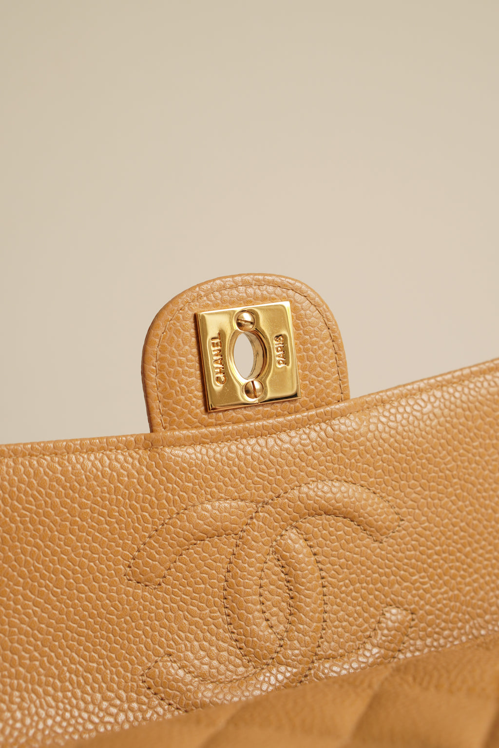 CHANEL CLASSIC MINI SQUARE | BEIGE