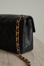 CHANEL CLASSIC MINI SQUARE | BLACK
