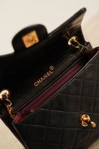 CHANEL CLASSIC MINI SQUARE | BLACK
