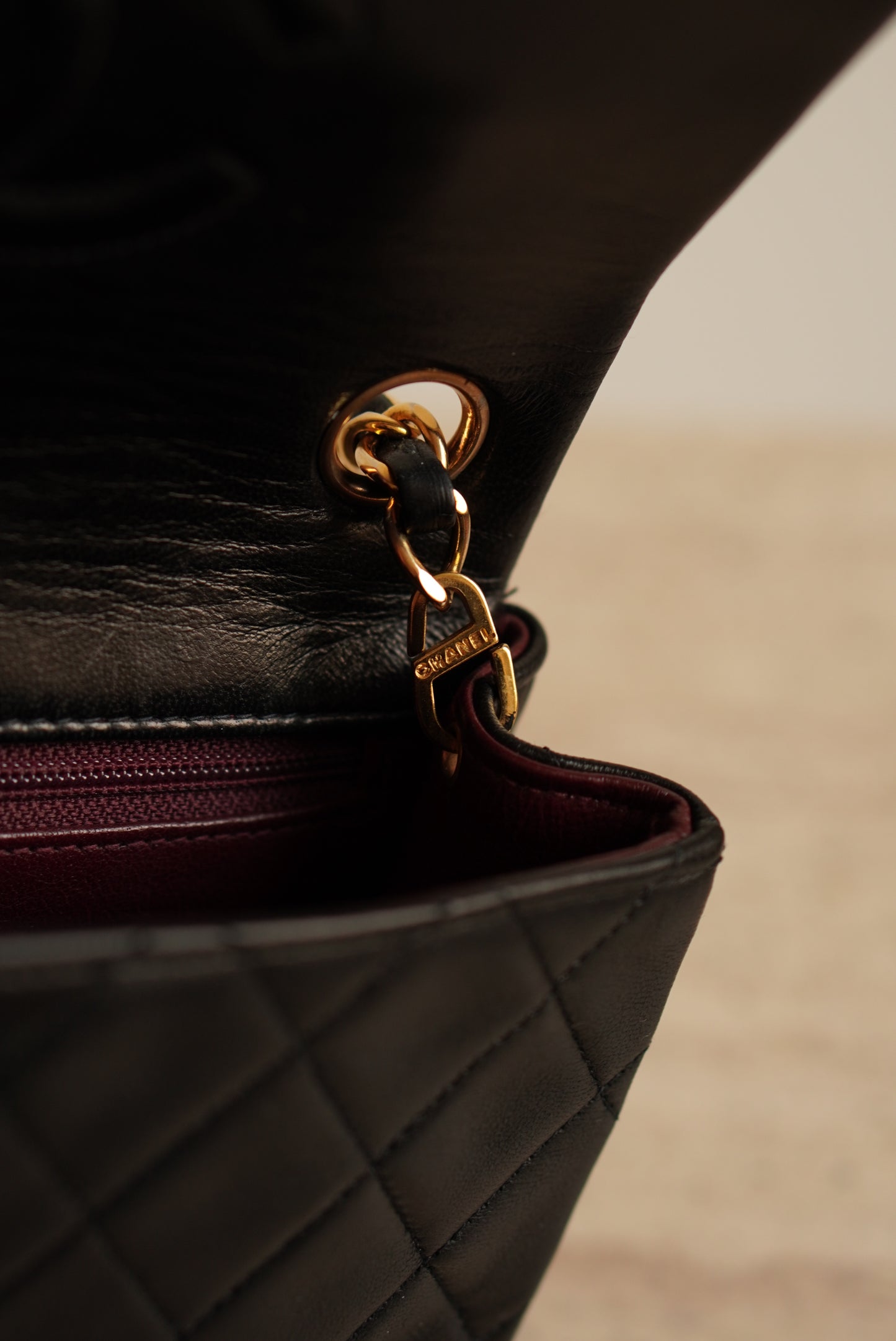 CHANEL CLASSIC SQUARE | BLACK