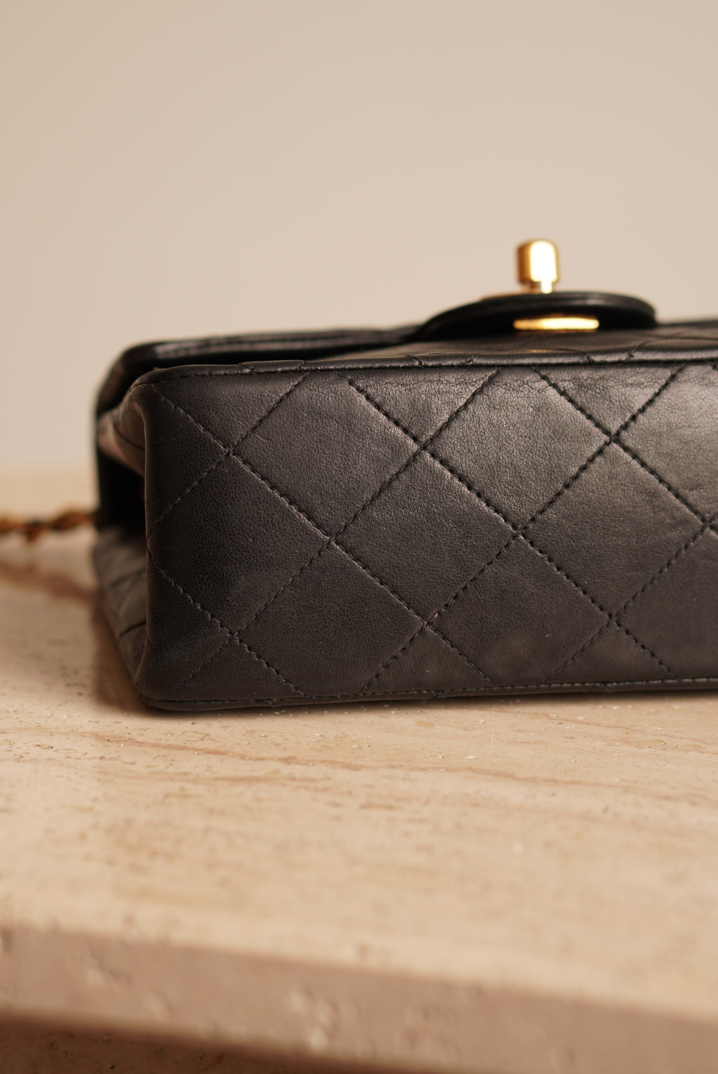 CHANEL CLASSIC MINI SQUARE | BLACK
