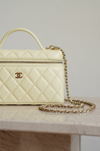 CHANEL CLASSIC 26S VANITY WITH CHAIN | LIGHT YELLOW