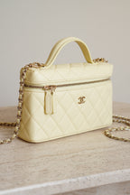 CHANEL CLASSIC 26S VANITY WITH CHAIN | LIGHT YELLOW