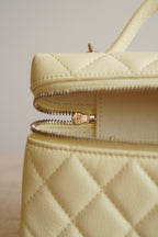 CHANEL CLASSIC 26S VANITY WITH CHAIN | LIGHT YELLOW