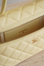 CHANEL CLASSIC 26S VANITY WITH CHAIN | LIGHT YELLOW
