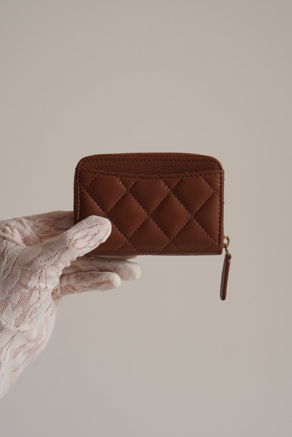 CHANEL CLASSIC ZIPPED COIN PURSE | BROWN