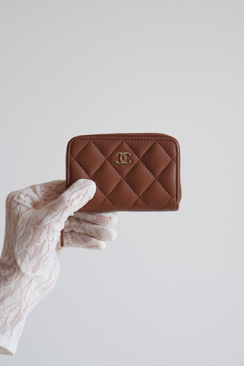 CHANEL CLASSIC ZIPPED COIN PURSE | BROWN