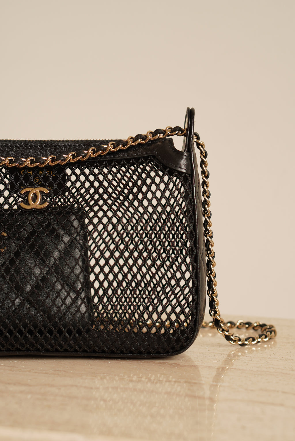 CHANEL 25S MESH CLUTCH WITH CHAIN | BLACK