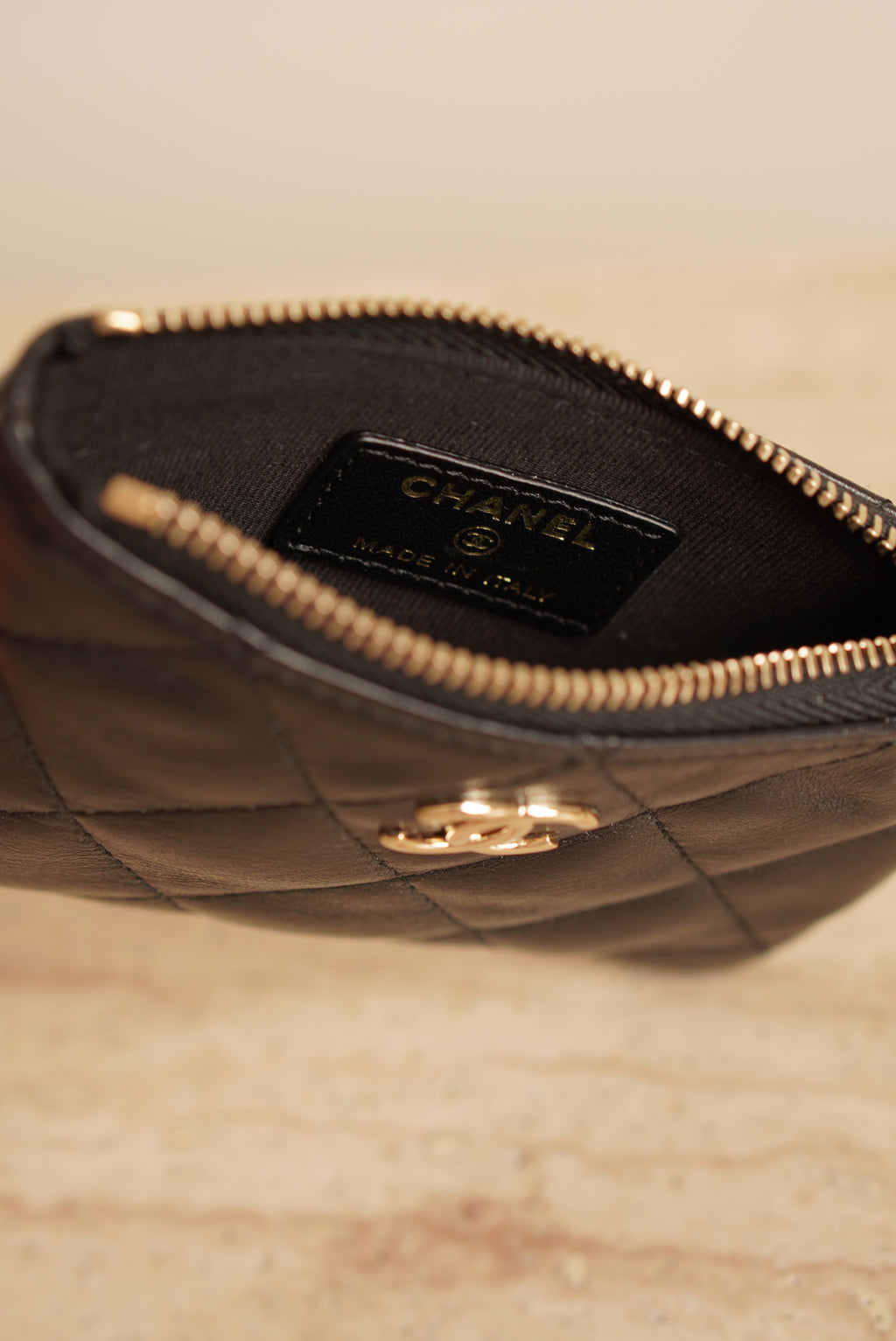 CHANEL 25S MESH CLUTCH WITH CHAIN | BLACK