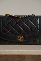 CHANEL DIANA MEDIUM FLAP BAG