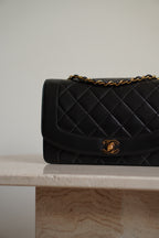 CHANEL DIANA MEDIUM FLAP BAG