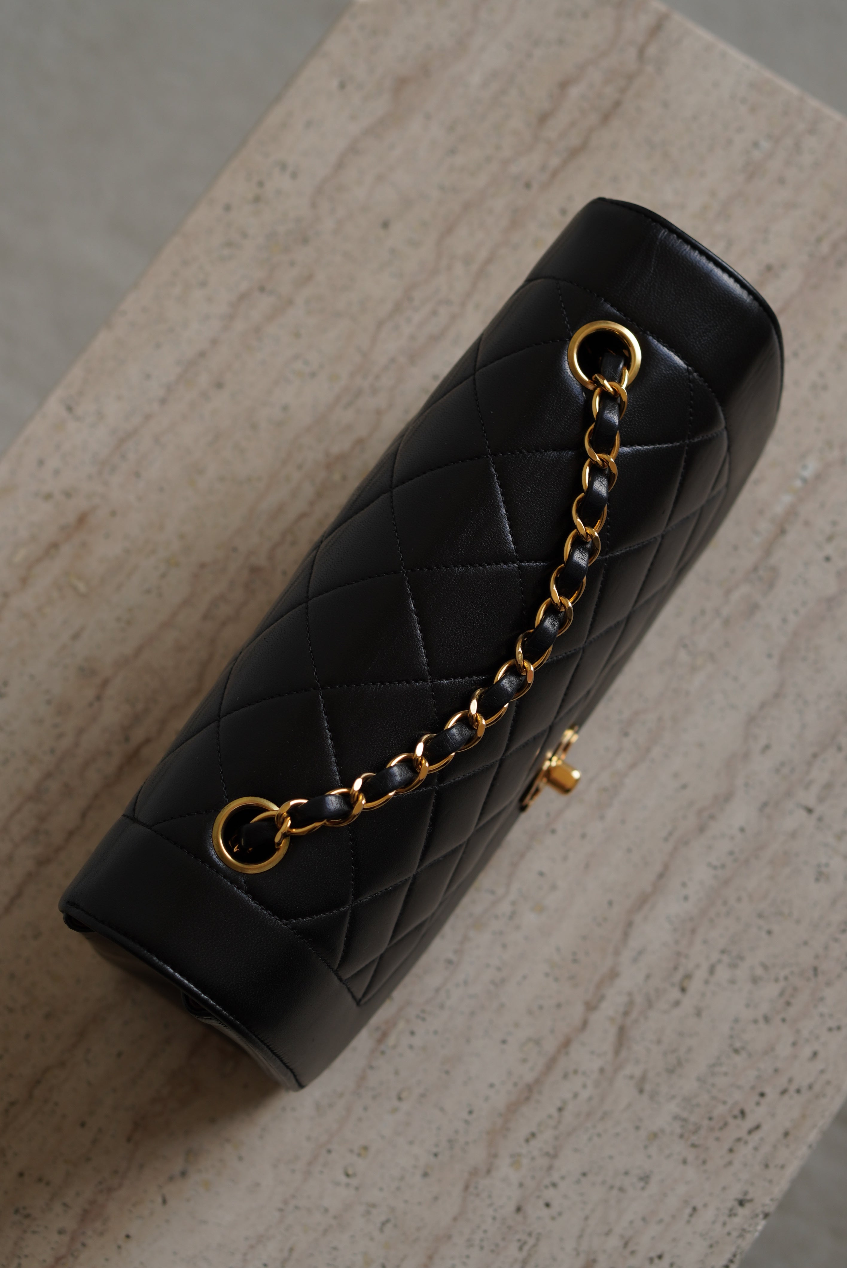 CHANEL DIANA MEDIUM FLAP BAG