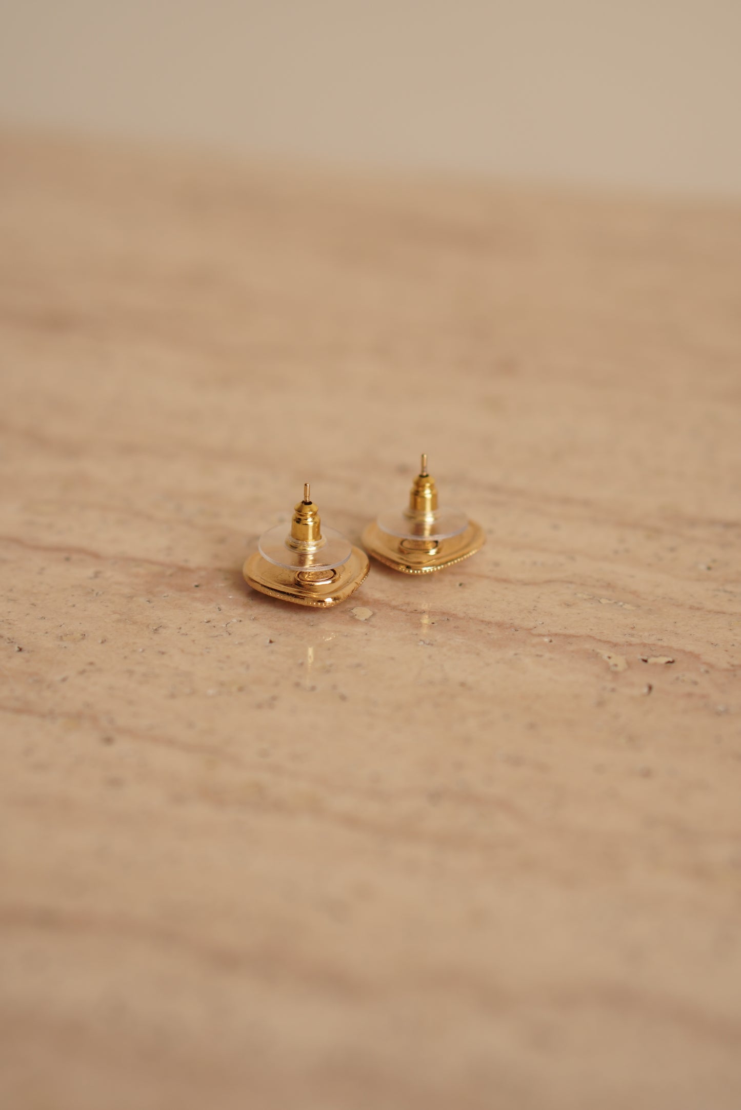 CHANEL EARRINGS HEARTS A24 P
