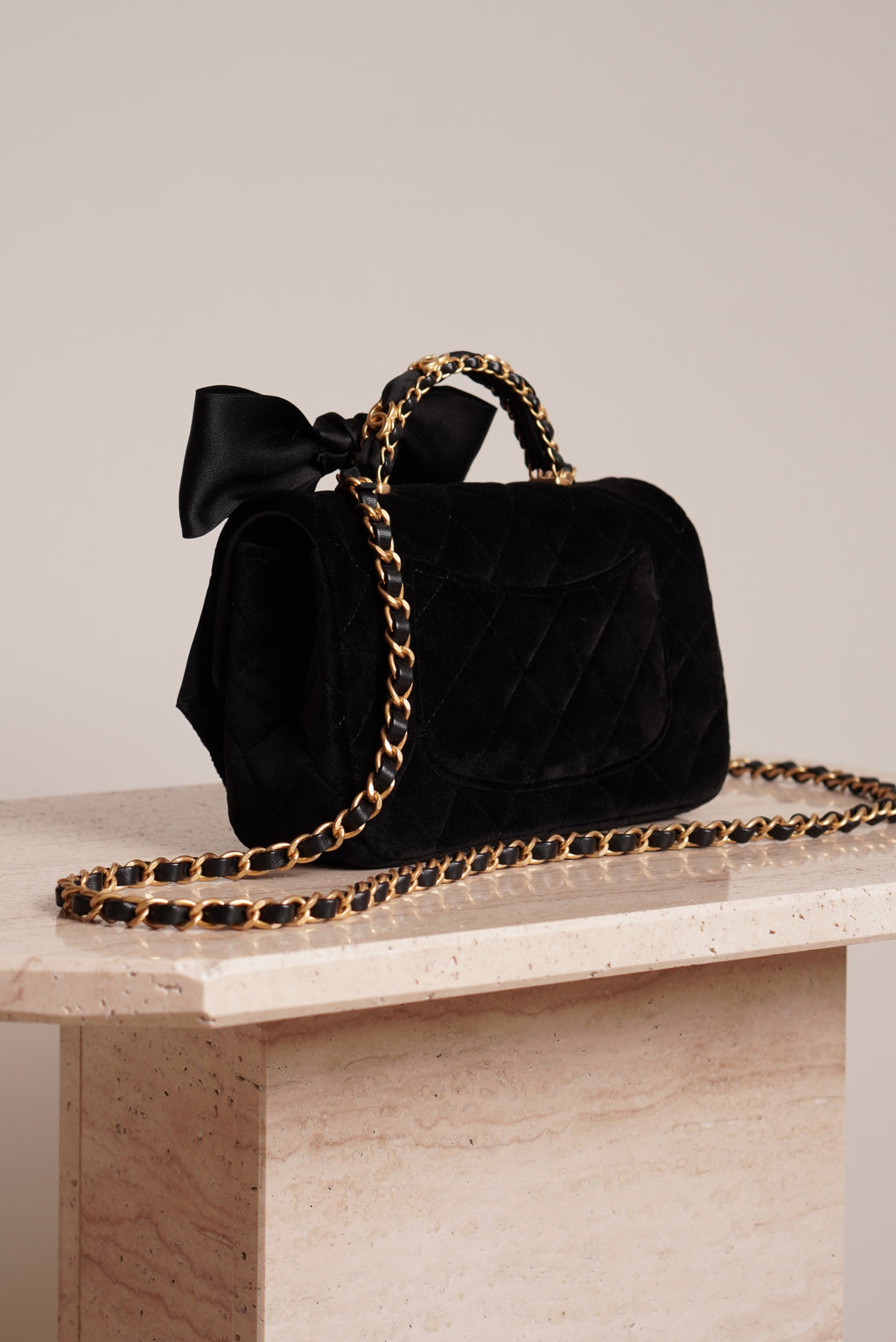 CHANEL 25K MINI RECTANGULAR TOP HANDLE | BLACK VELVET
