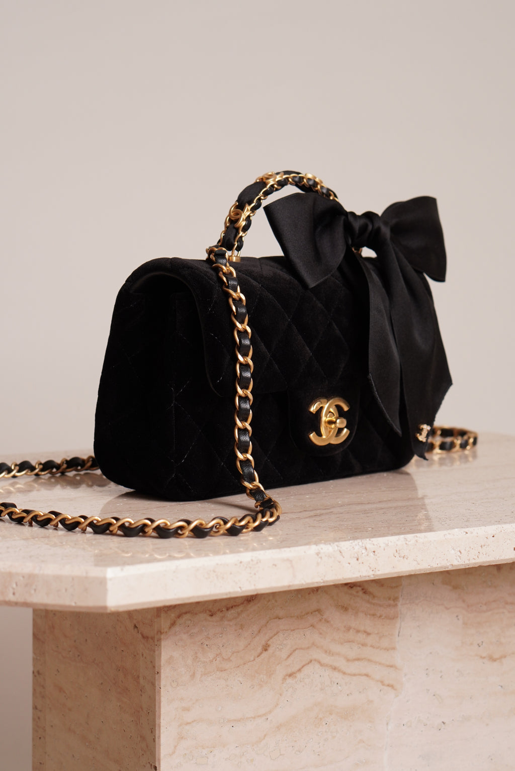 CHANEL 25K MINI RECTANGULAR TOP HANDLE | BLACK VELVET
