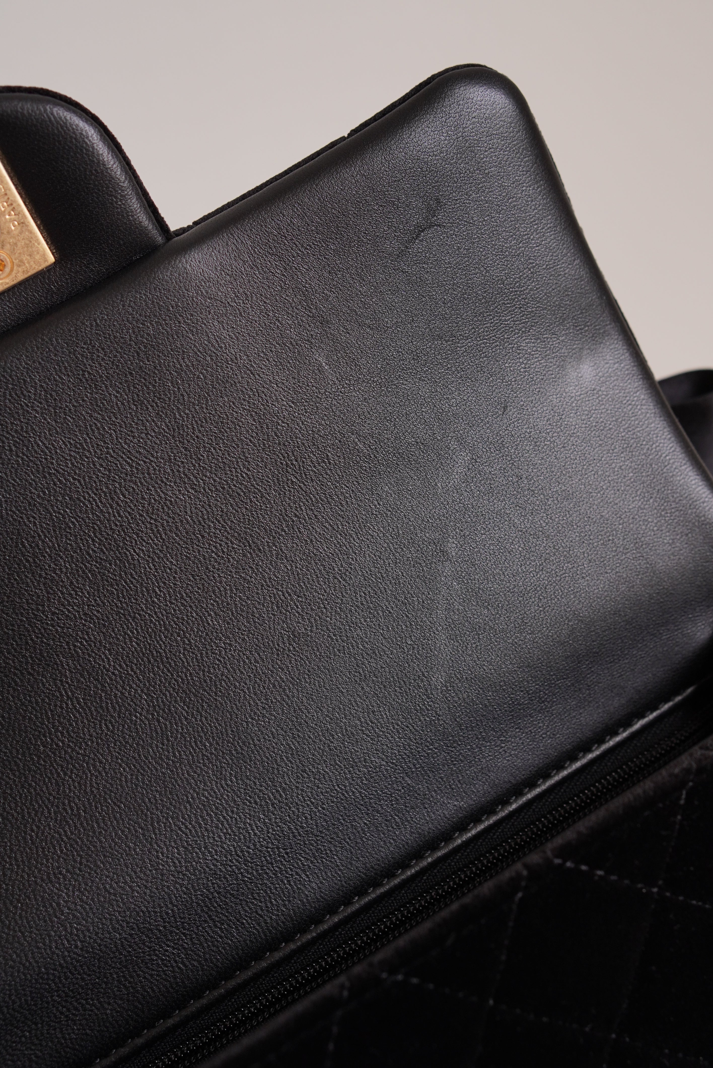 CHANEL 25K MINI RECTANGULAR TOP HANDLE | BLACK VELVET