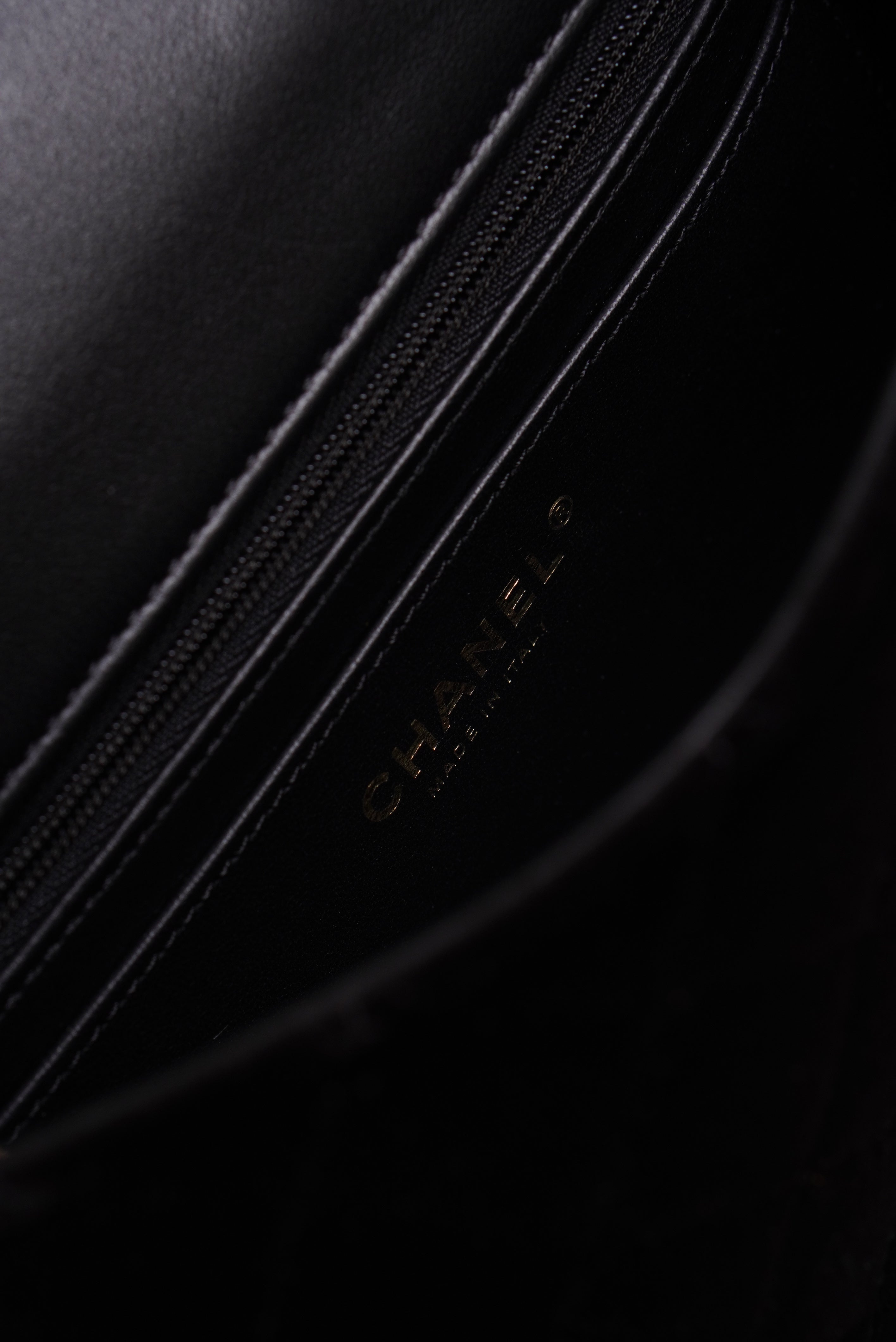 CHANEL 25K MINI RECTANGULAR TOP HANDLE | BLACK VELVET