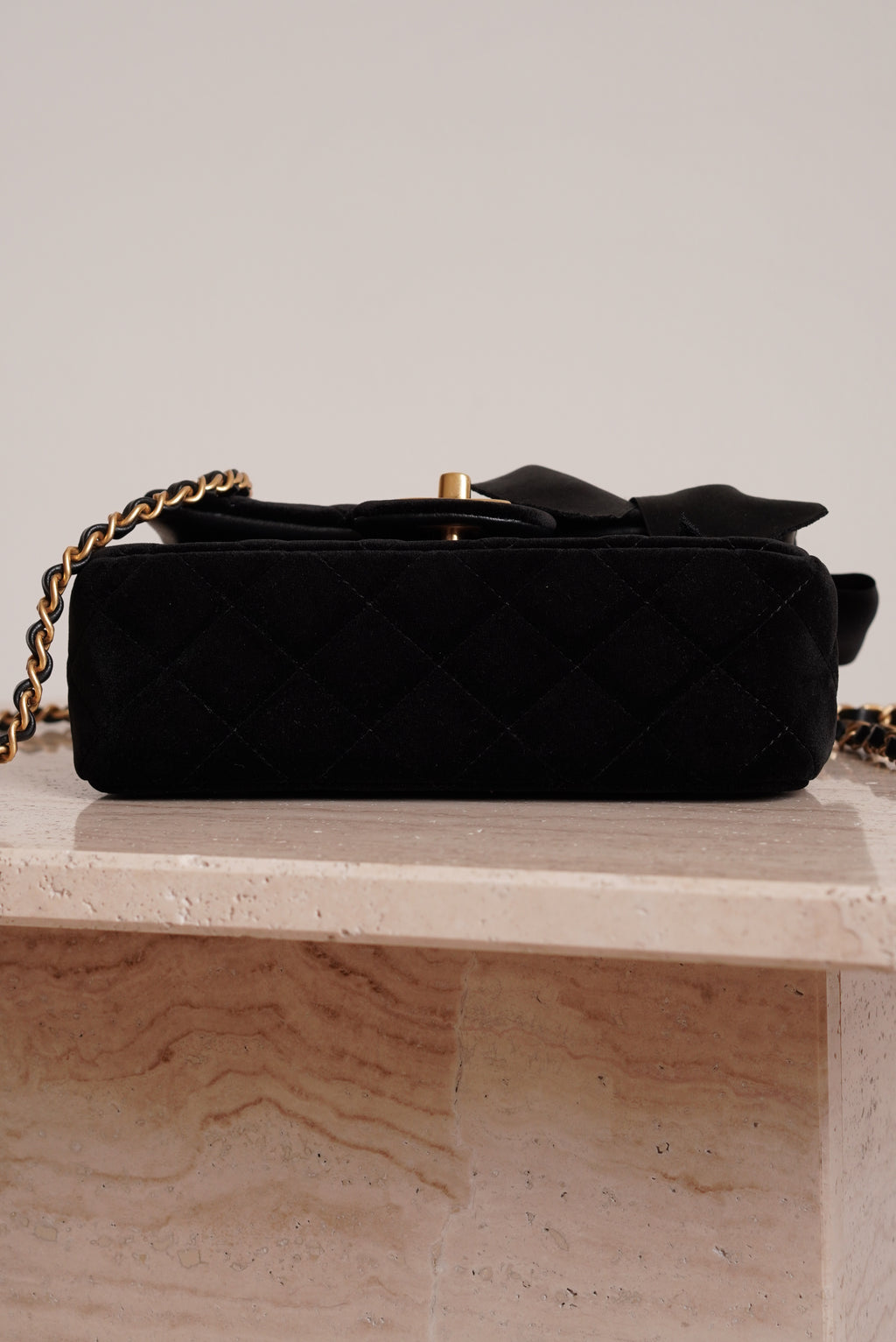 CHANEL 25K MINI RECTANGULAR TOP HANDLE | BLACK VELVET