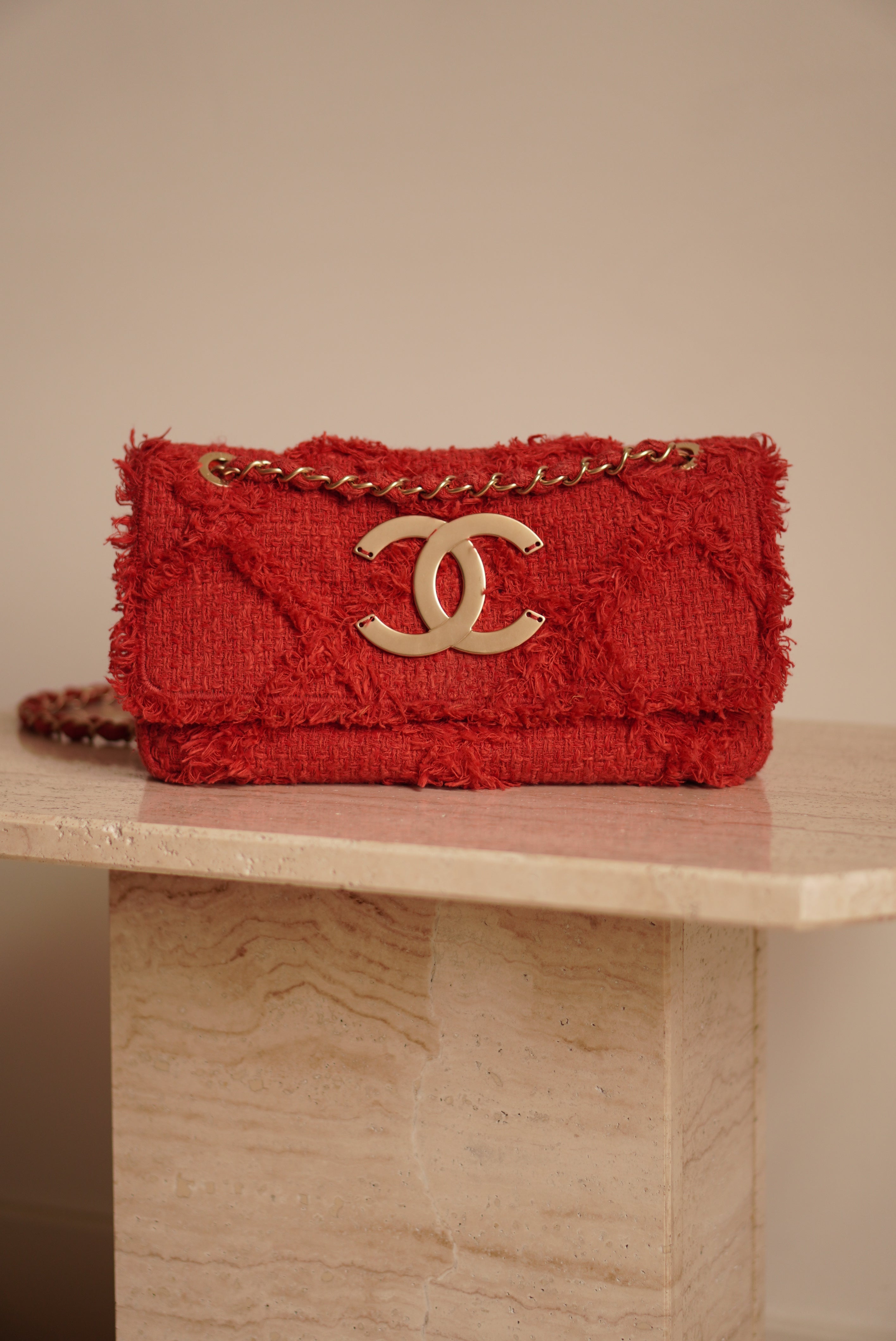 CHANEL MEDIUM TWEED FLAP BAG | RED