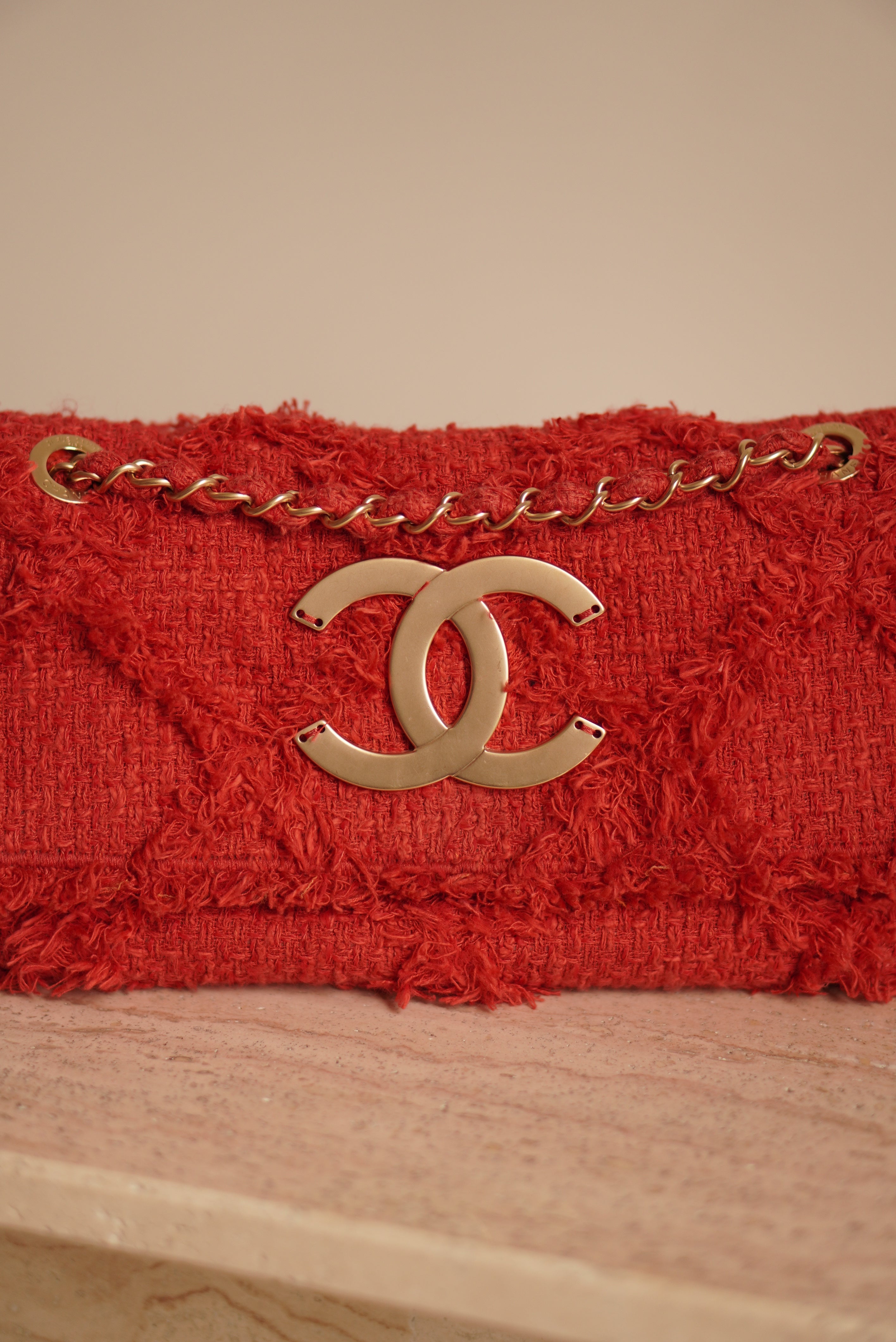 CHANEL MEDIUM TWEED FLAP BAG | RED