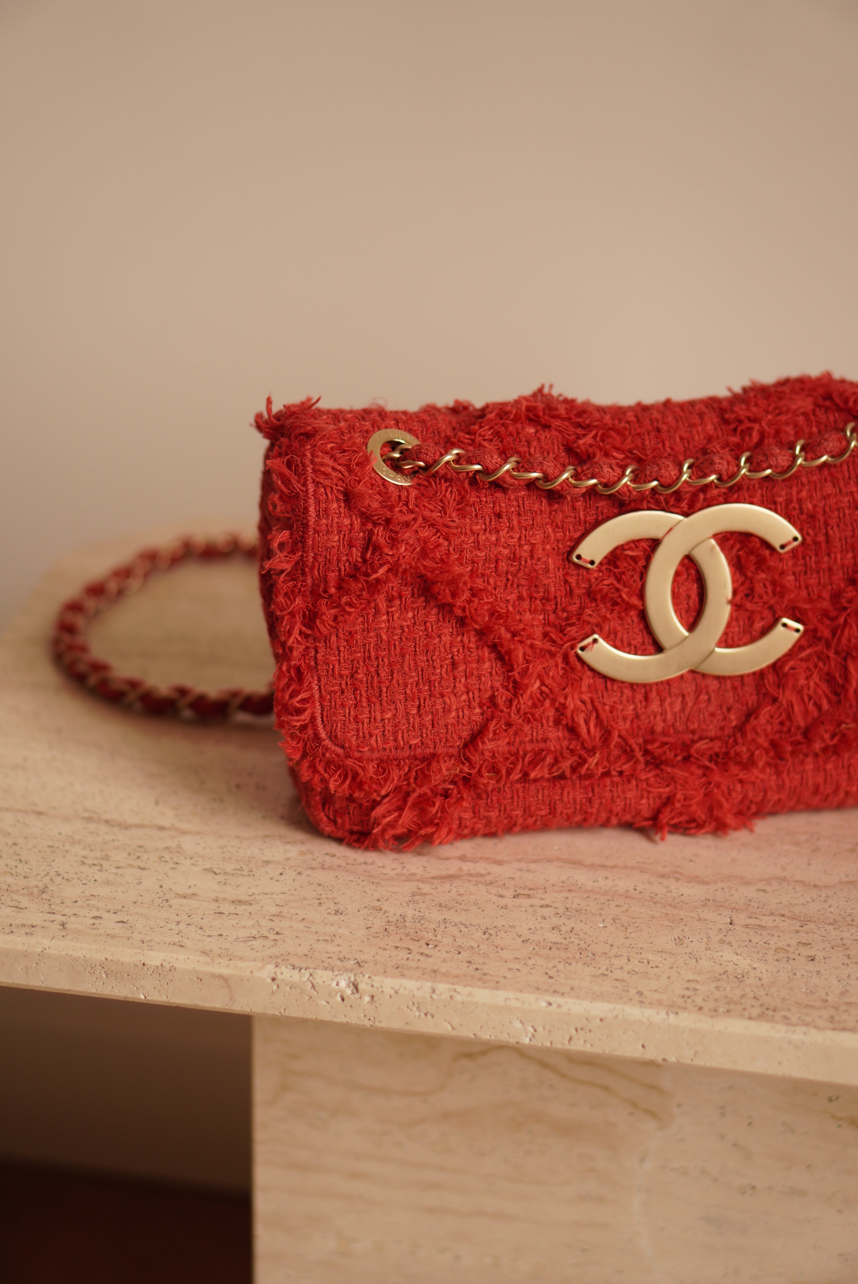 CHANEL MEDIUM TWEED FLAP BAG | RED