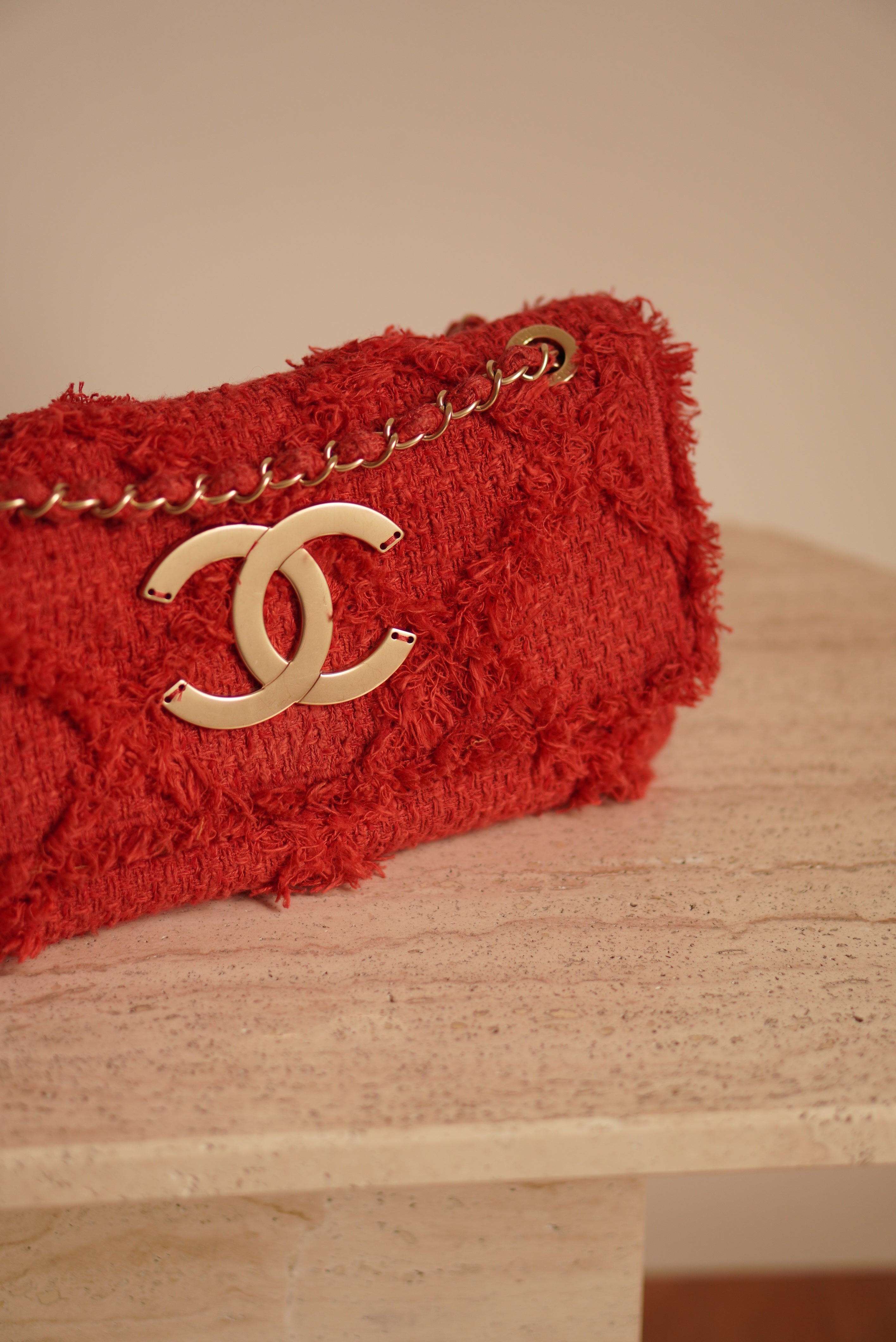 CHANEL MEDIUM TWEED FLAP BAG | RED