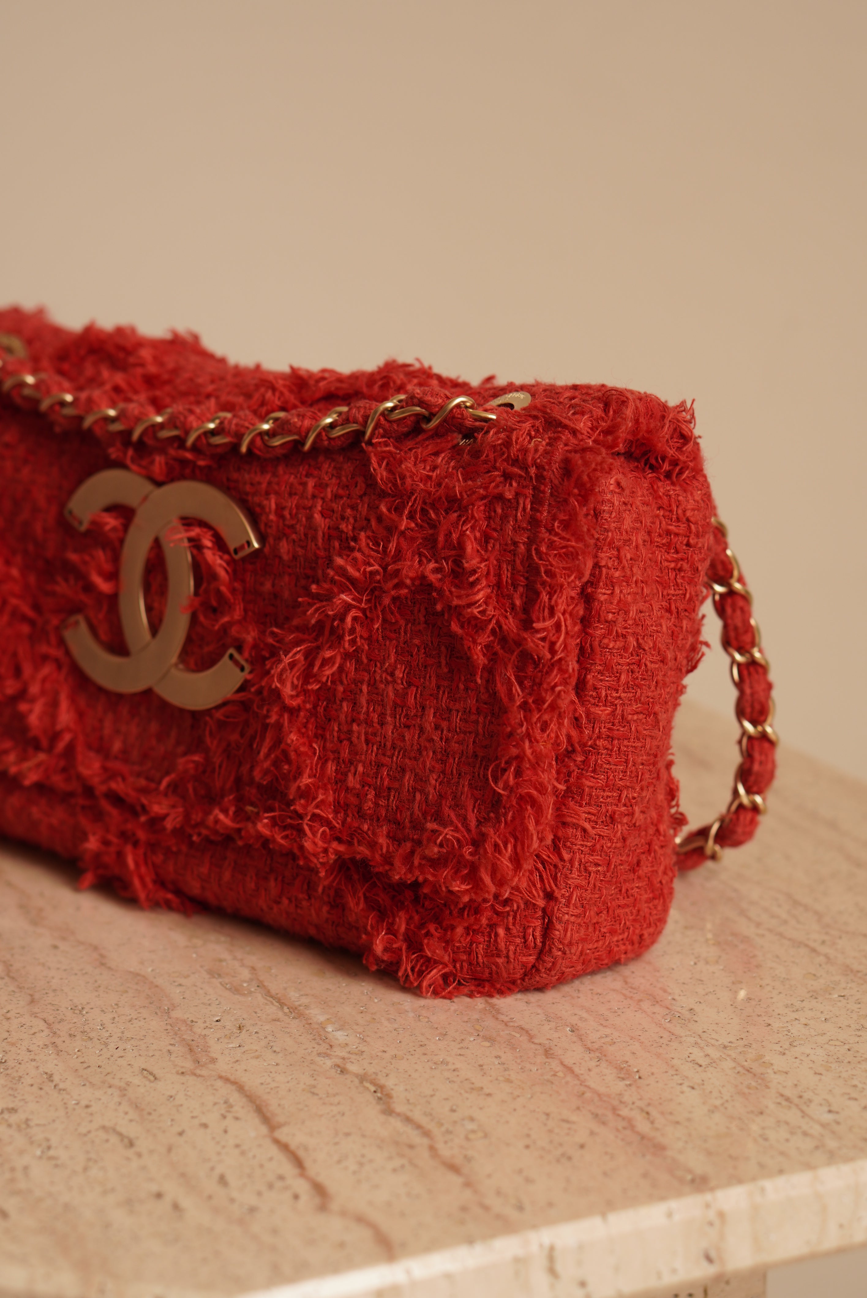 CHANEL MEDIUM TWEED FLAP BAG | RED