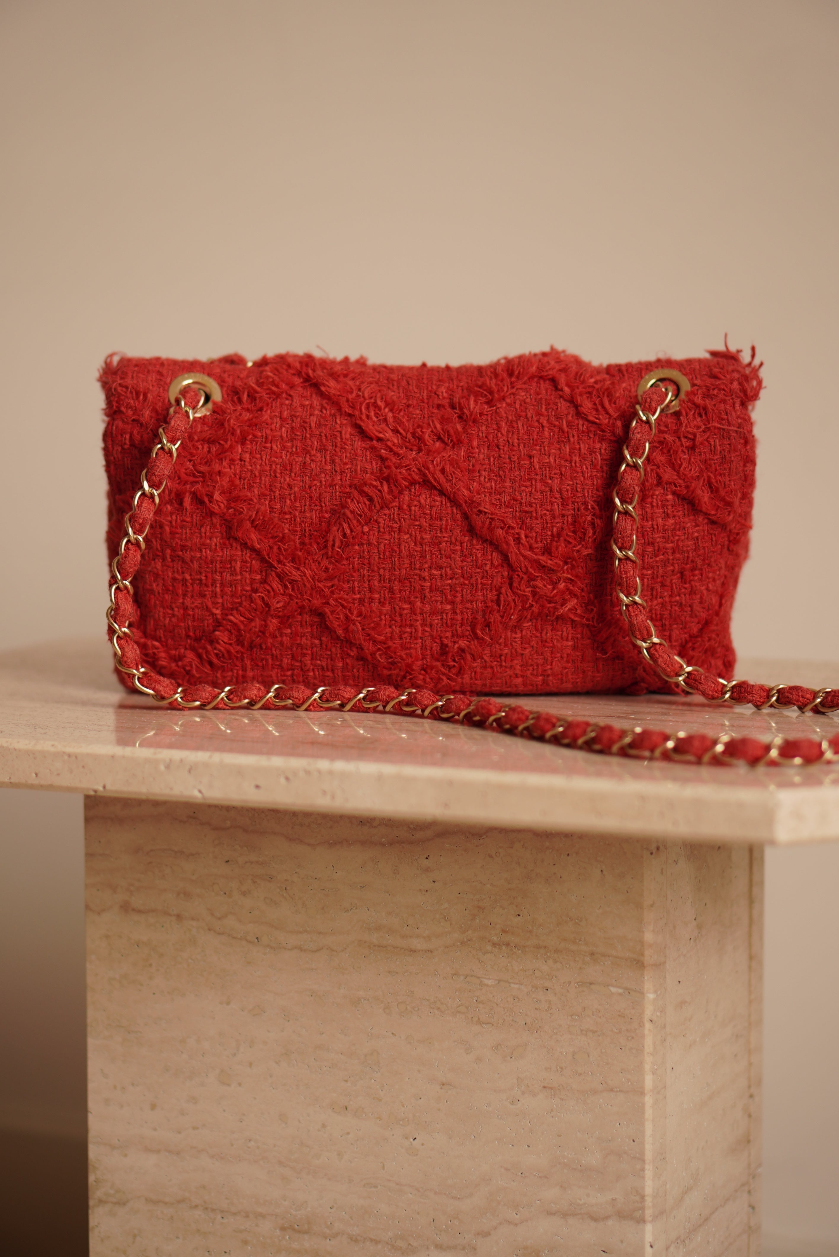 CHANEL MEDIUM TWEED FLAP BAG | RED