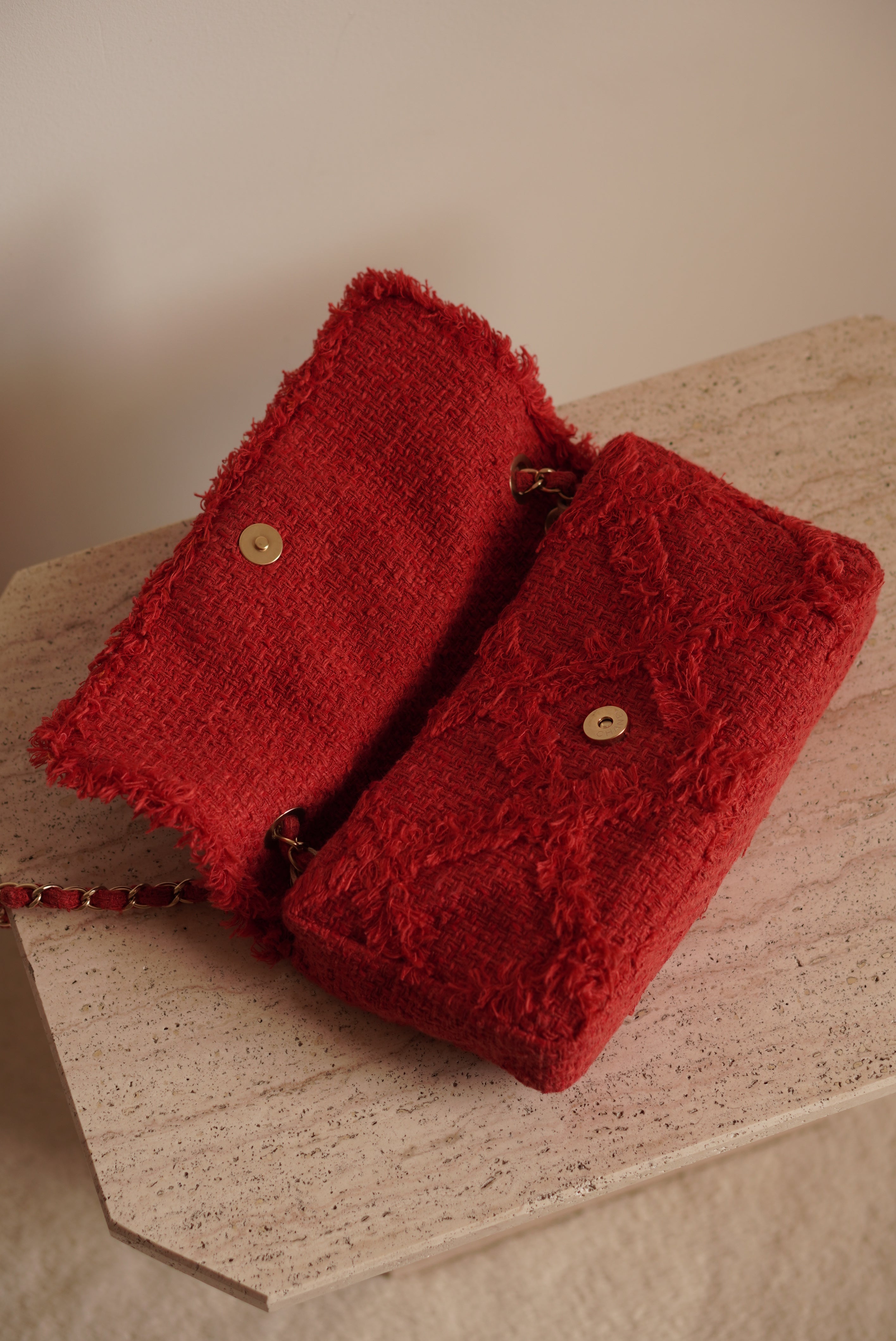 CHANEL MEDIUM TWEED FLAP BAG | RED