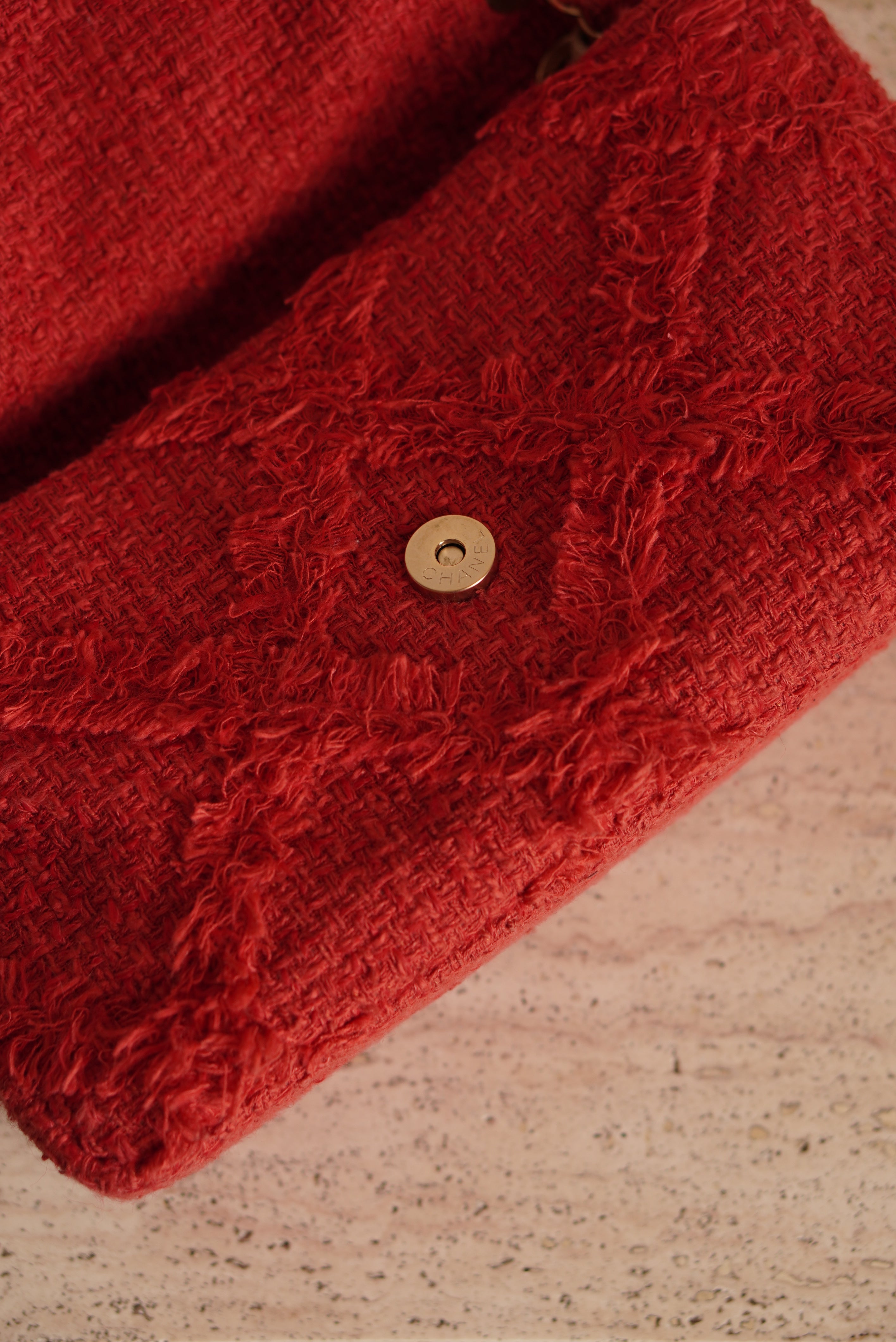 CHANEL MEDIUM TWEED FLAP BAG | RED