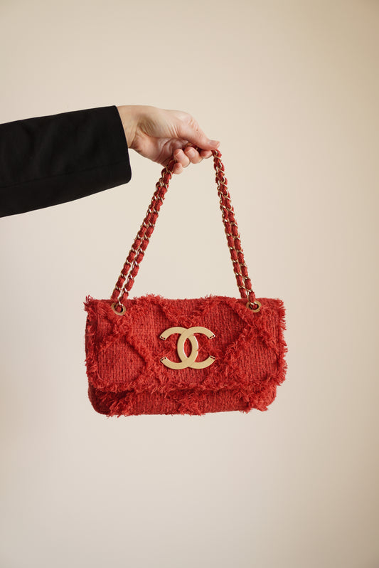 CHANEL MEDIUM TWEED FLAP BAG | RED