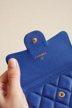 CHANEL 22B FLAP CARD HOLDER | BLUE