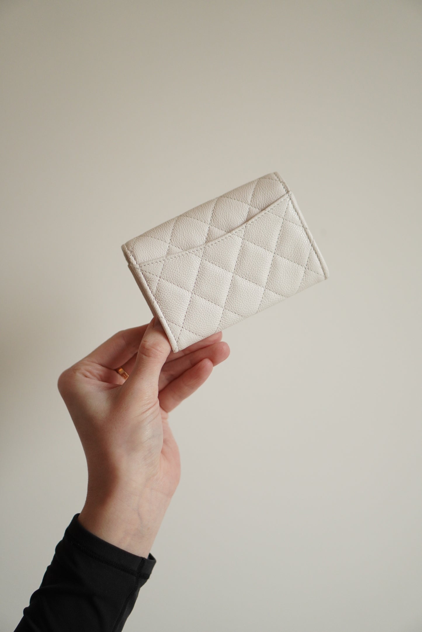 CHANEL FLAP CARD HOLDER | WHITE