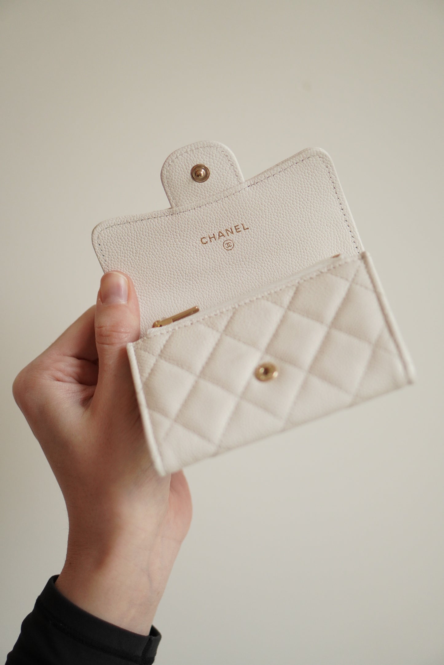 CHANEL FLAP CARD HOLDER | WHITE