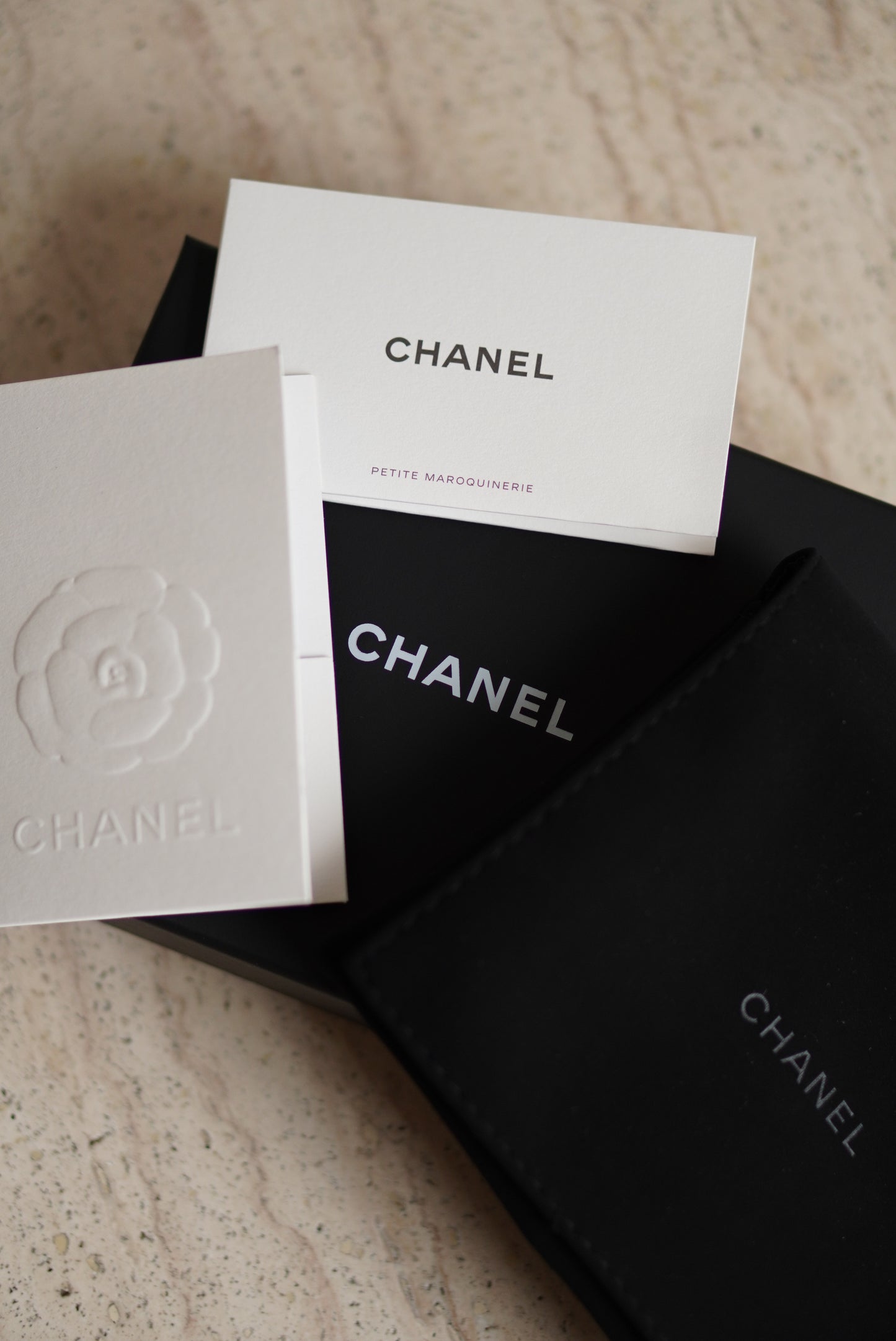 CHANEL FLAP CARD HOLDER | WHITE