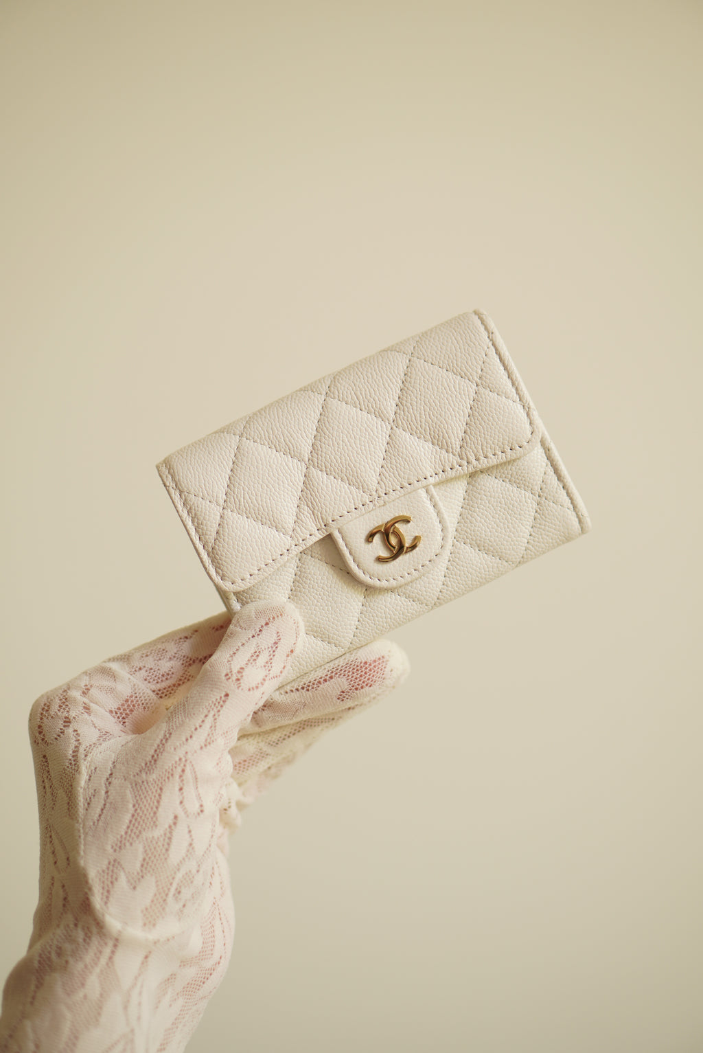 CHANEL FLAP CARD HOLDER | WHITE