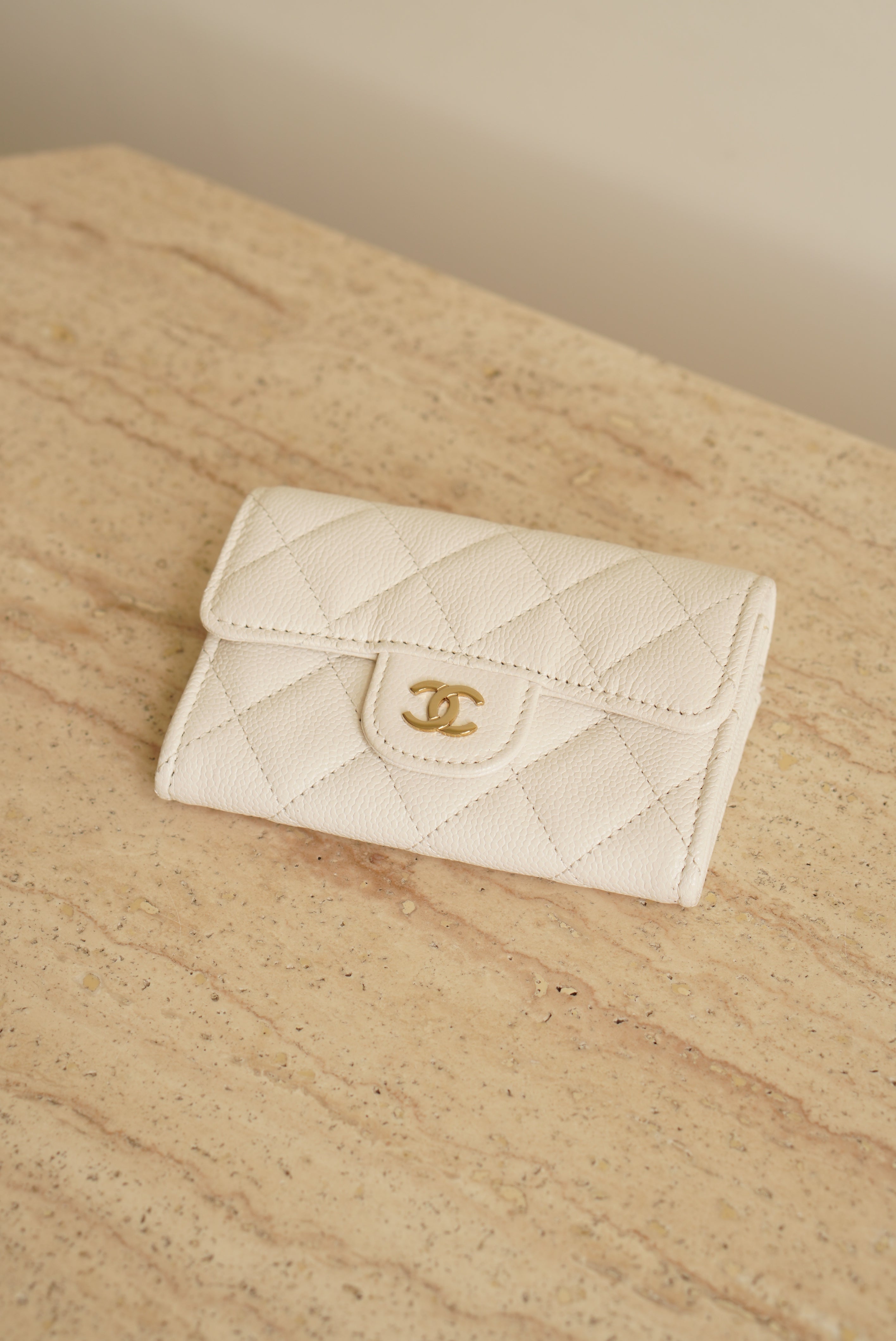 CHANEL FLAP CARD HOLDER | WHITE