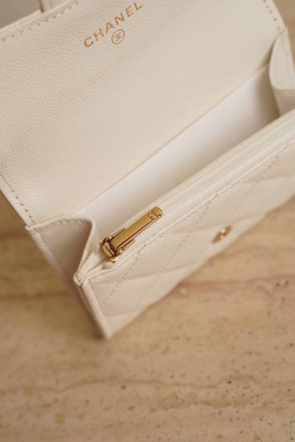 CHANEL FLAP CARD HOLDER | WHITE