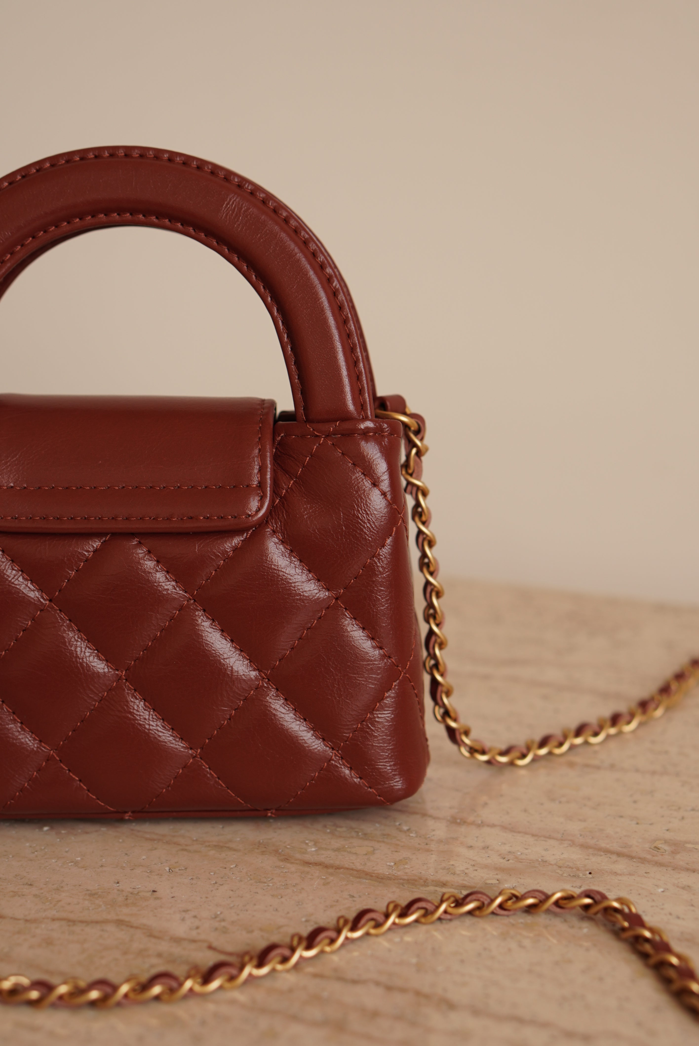 CHANEL 24A KELLY MICRO | BROWN