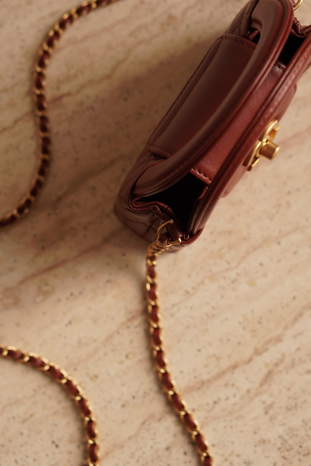 CHANEL 24A KELLY MICRO | BROWN