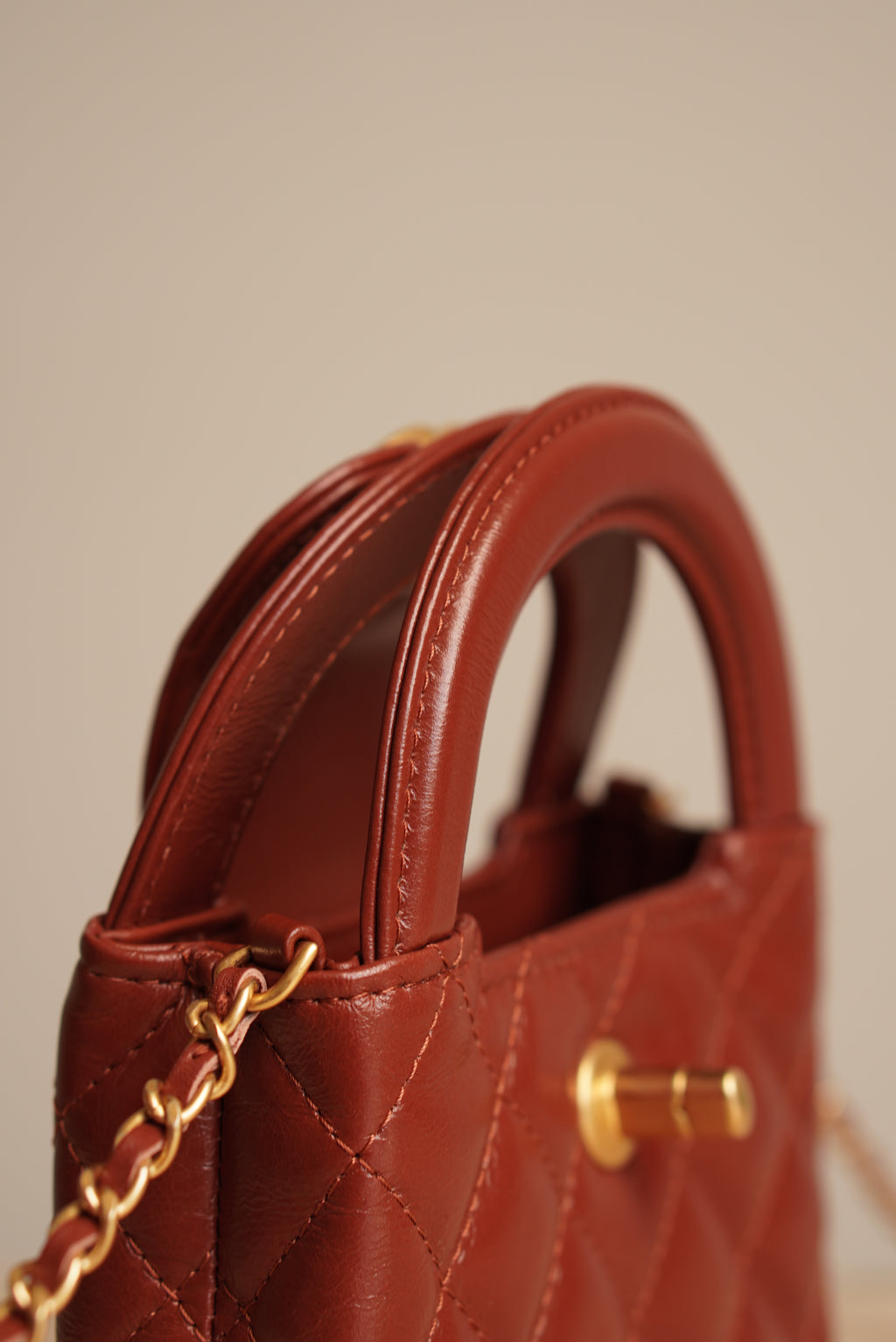 CHANEL 24A KELLY MICRO | BROWN