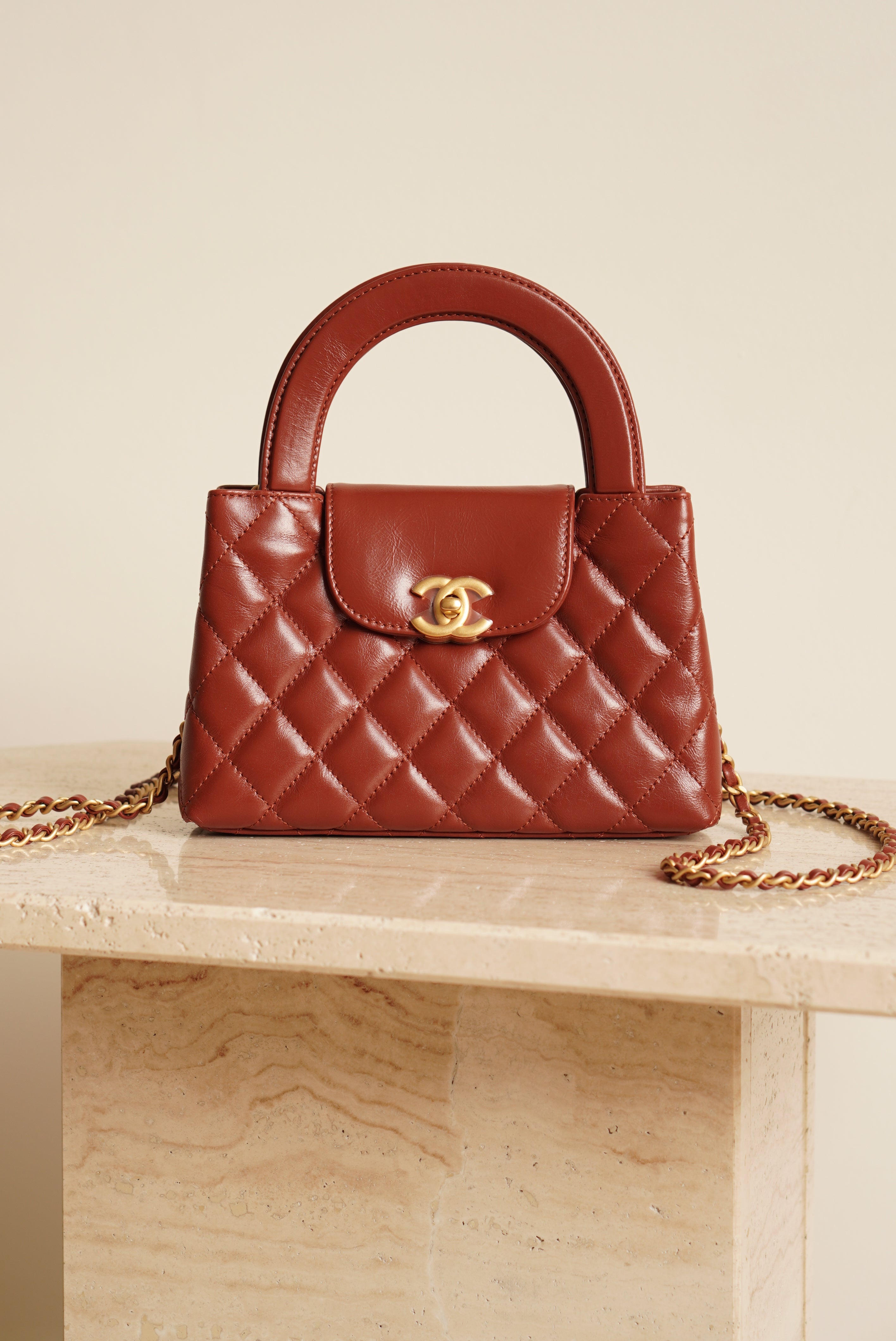 CHANEL 24A KELLY NANO | BROWN