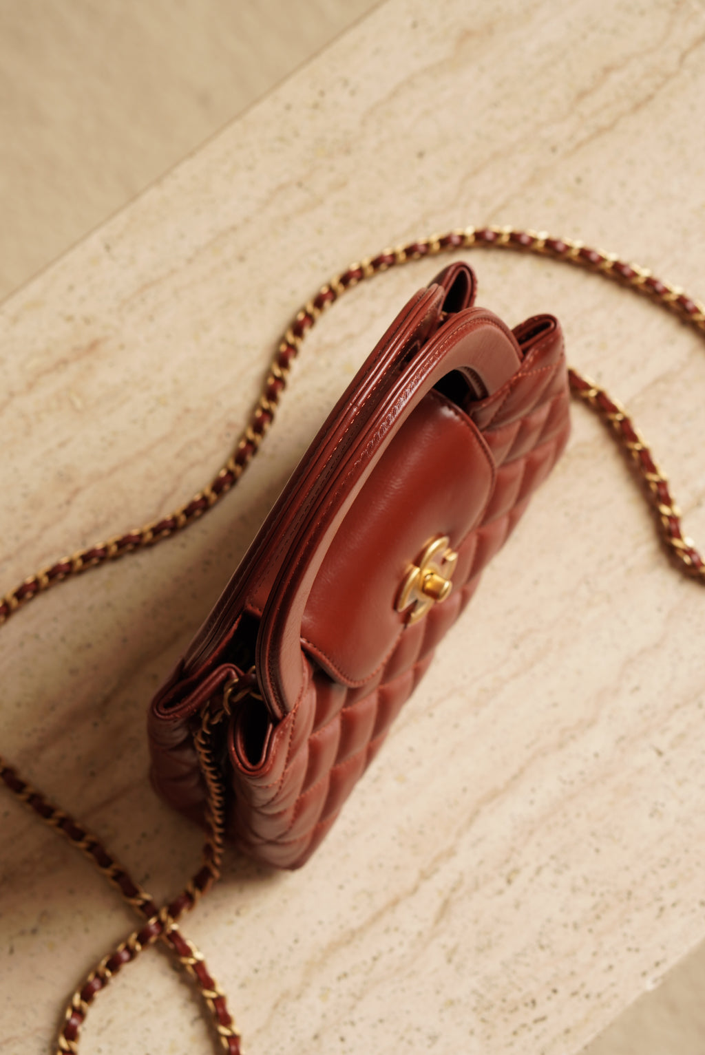 CHANEL 24A KELLY NANO | BROWN