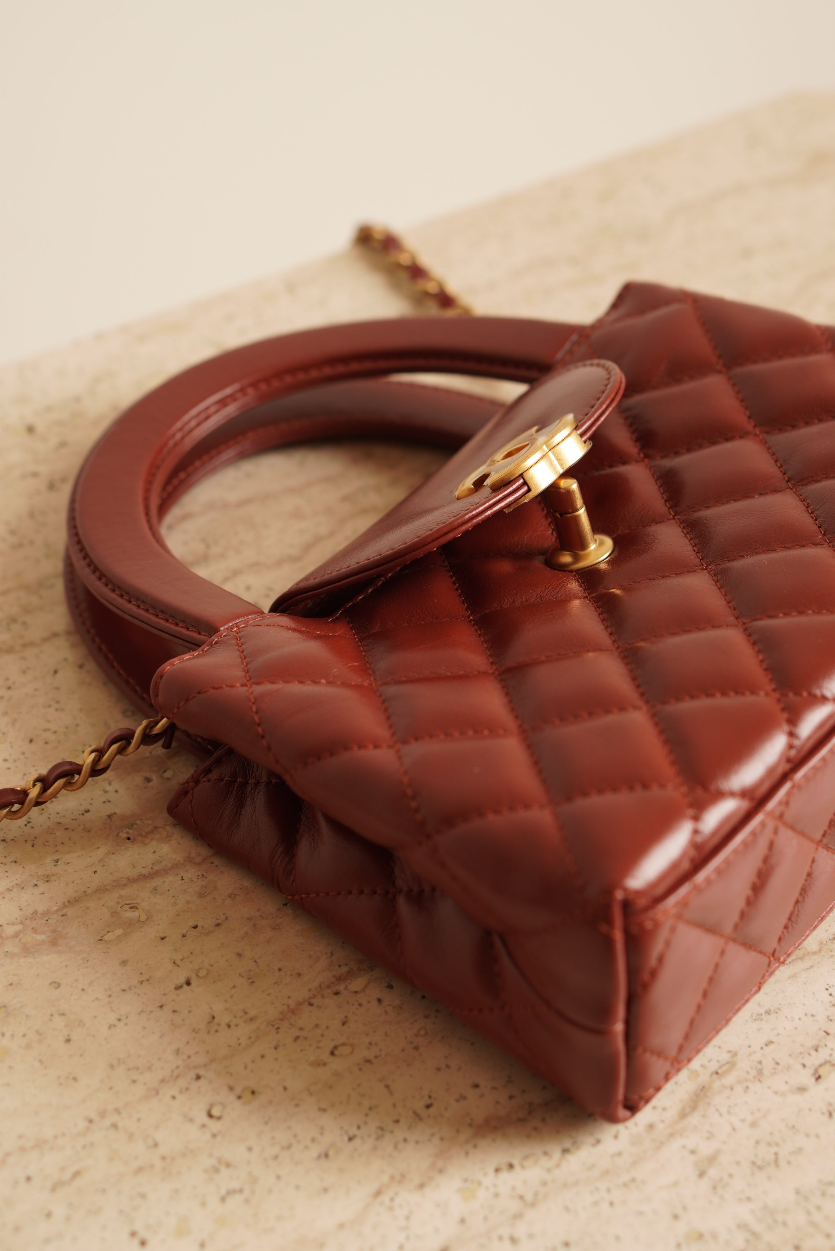 CHANEL 24A KELLY NANO | BROWN