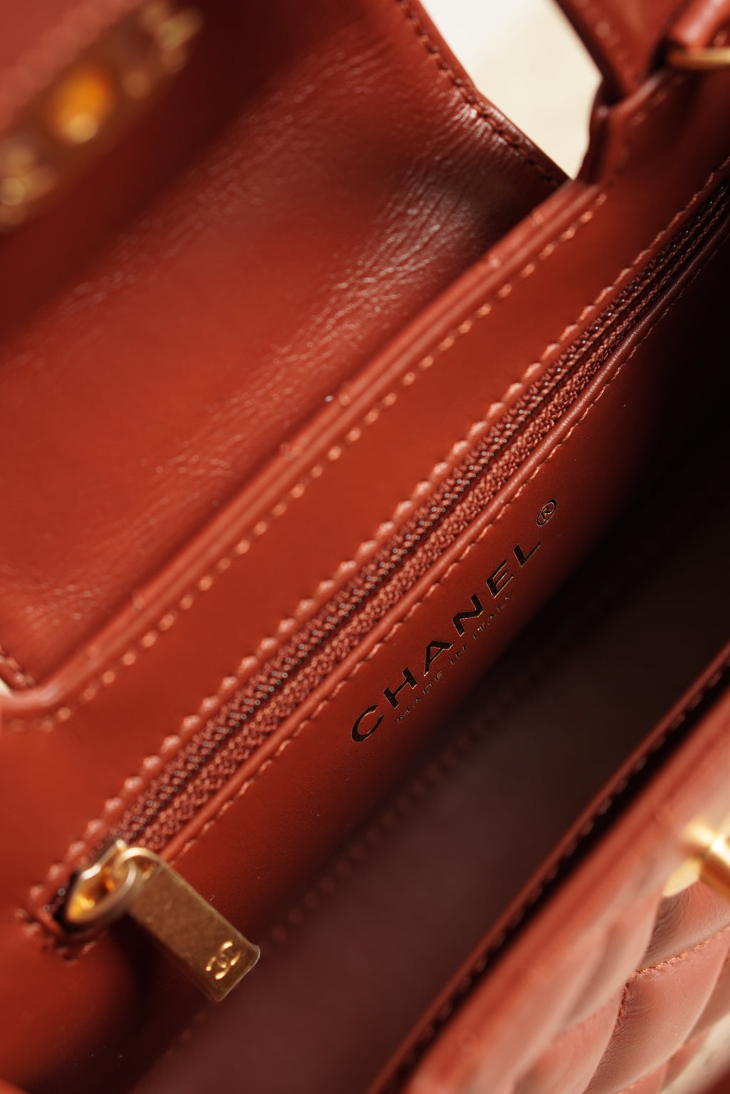CHANEL 24A KELLY NANO | BROWN